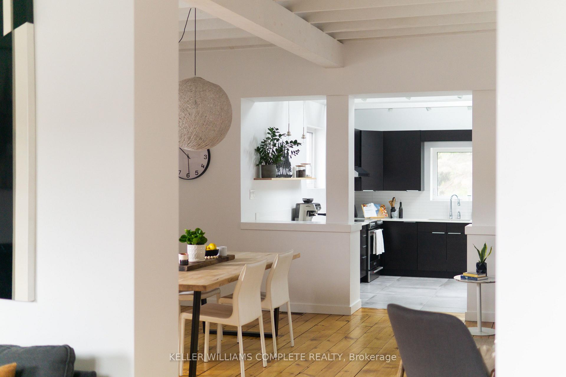 Photo 6 of 124 Locke Street N, Hamilton, Strathcona — HOMEH