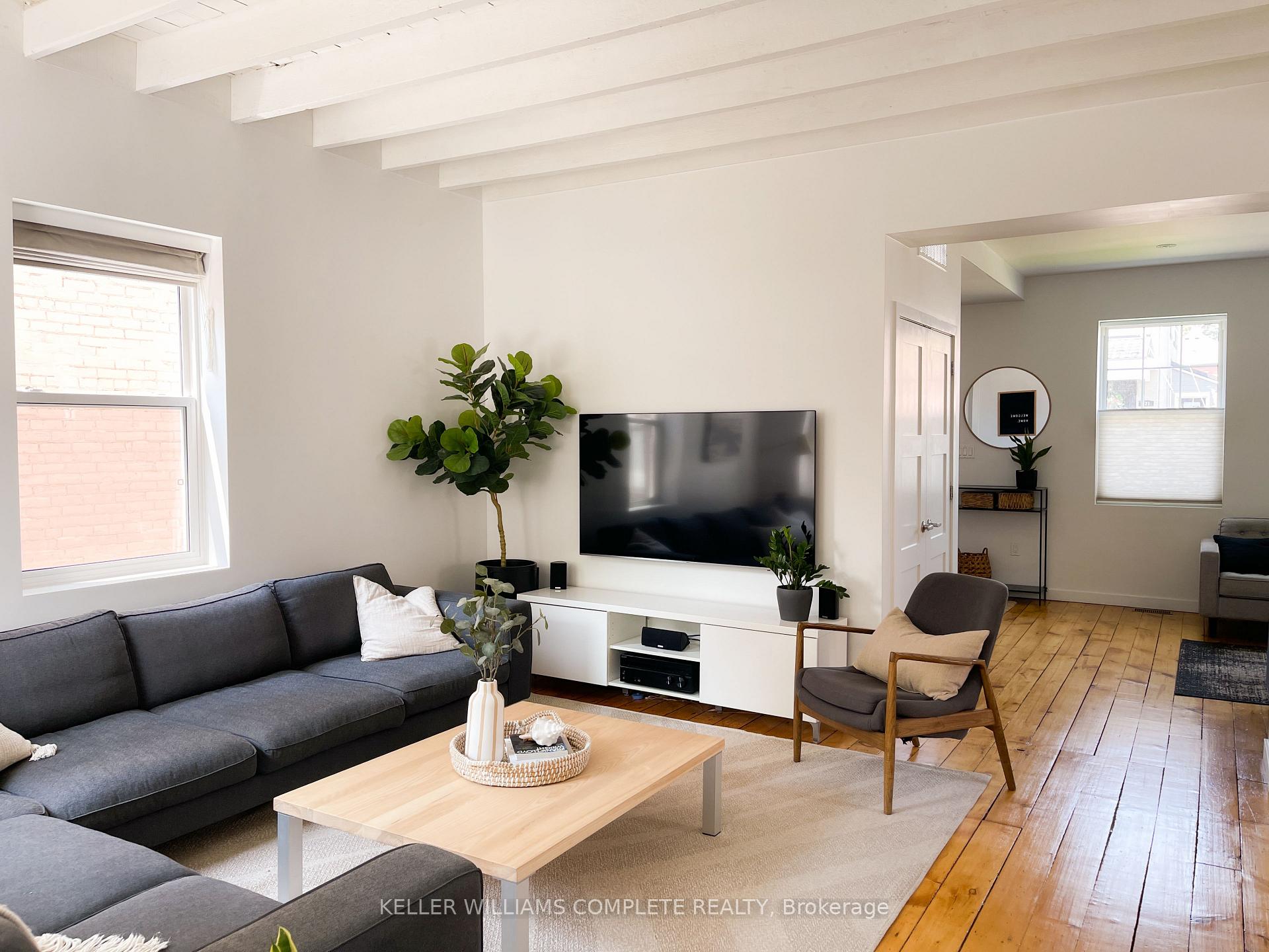 Photo 13 of 124 Locke Street N, Hamilton, Strathcona — HOMEH
