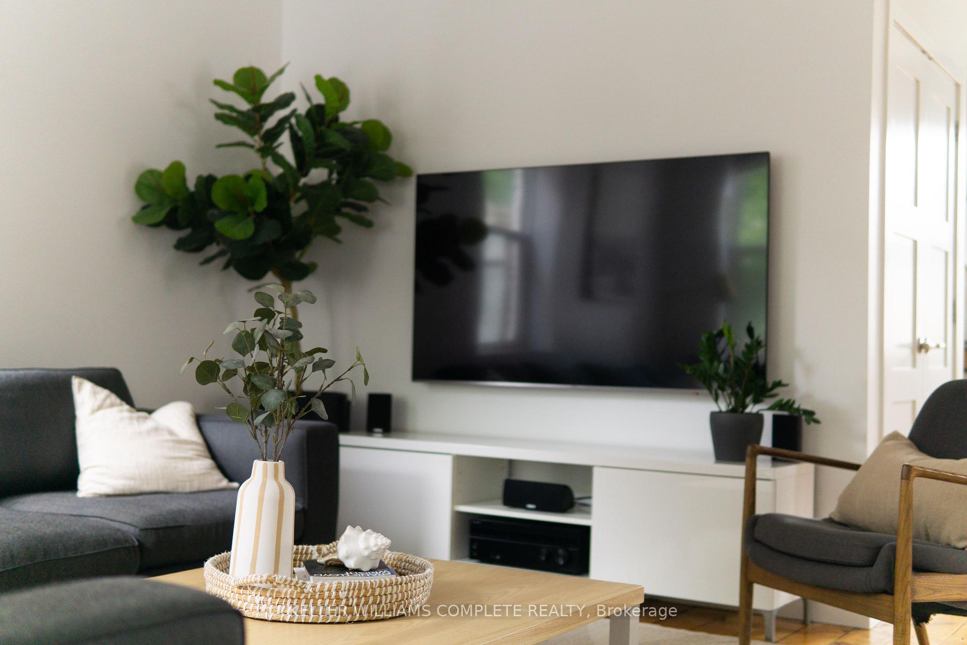 Photo 37 of 124 Locke Street N, Hamilton, Strathcona — HOMEH