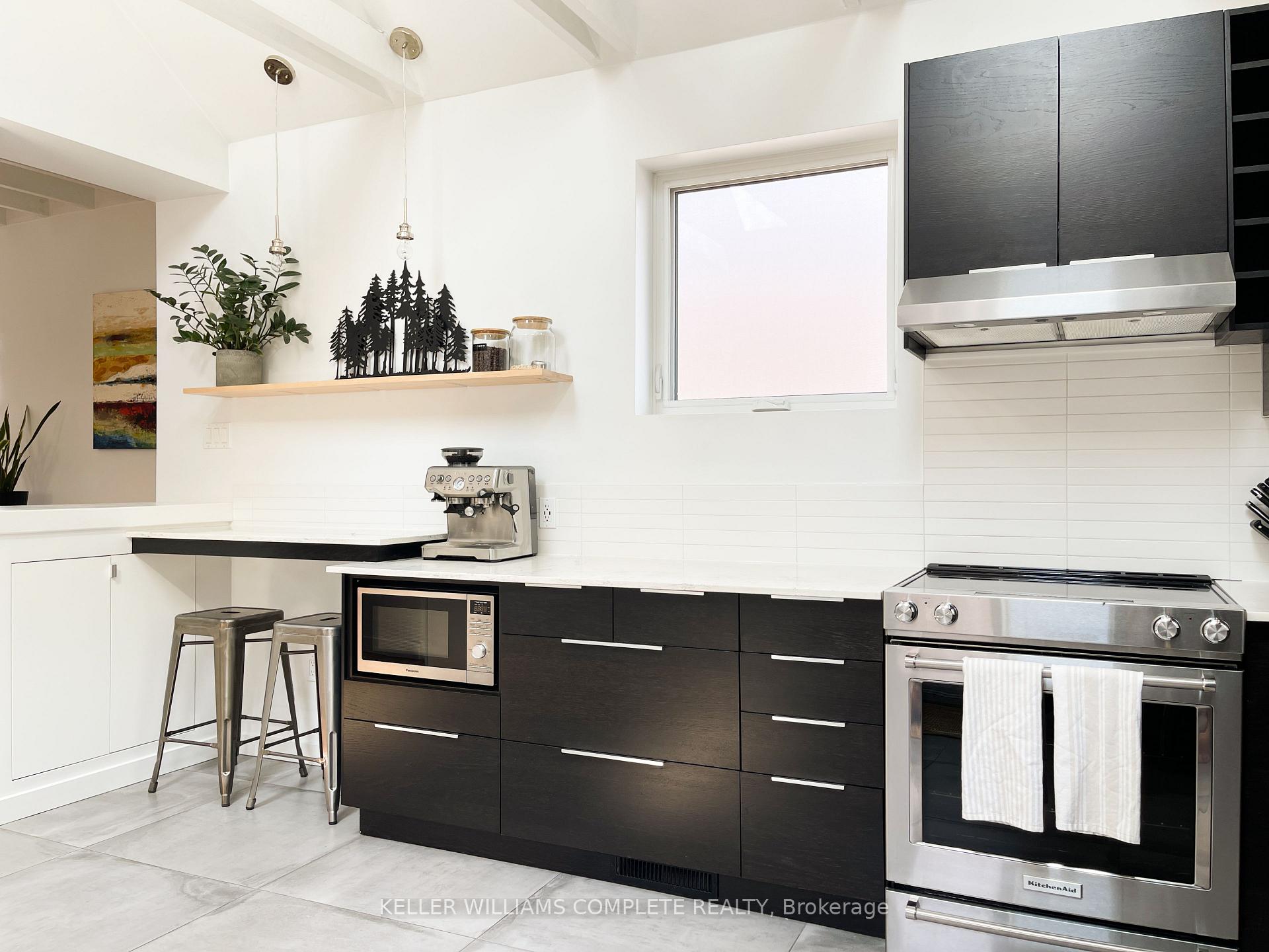 Photo 21 of 124 Locke Street N, Hamilton, Strathcona — HOMEH