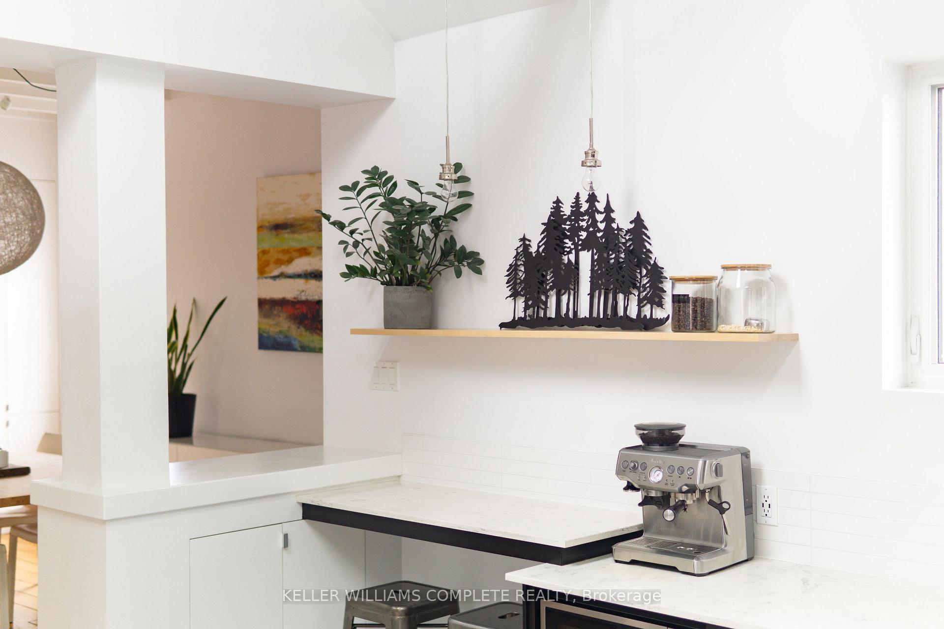 Photo 23 of 124 Locke Street N, Hamilton, Strathcona — HOMEH