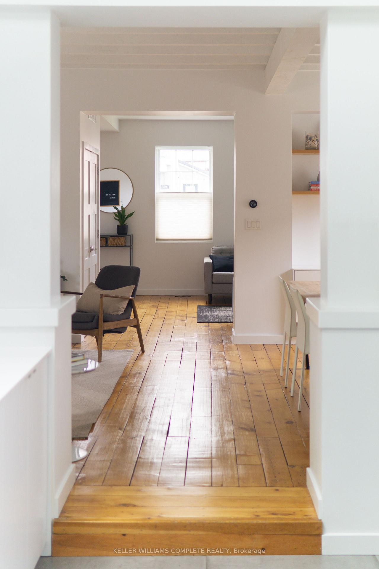 Photo 10 of 124 Locke Street N, Hamilton, Strathcona — HOMEH