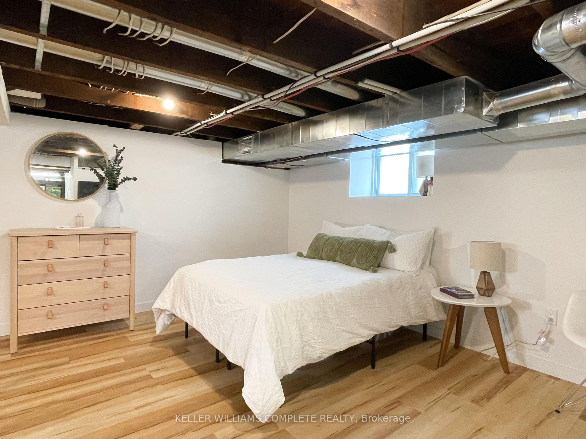 Photo 39 of 124 Locke Street N, Hamilton, Strathcona — HOMEH