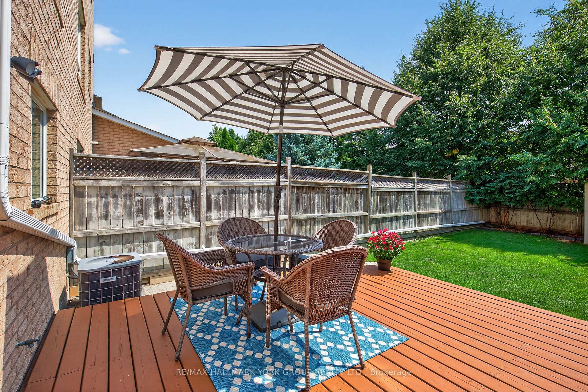 Photo 20 of 45 Baywell Crescent, Aurora, Bayview Wellington — HOMEH