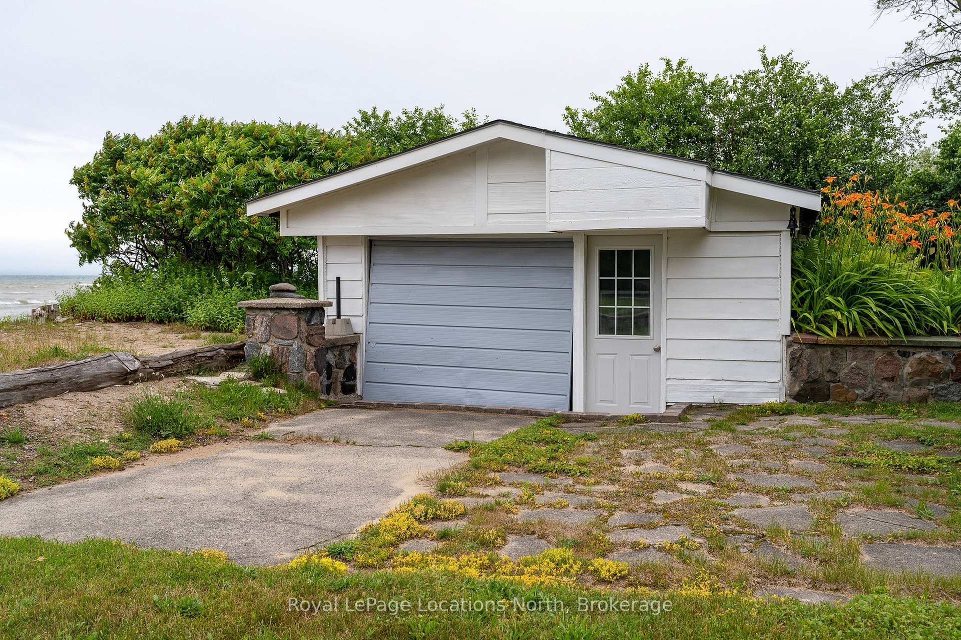 Photo 14 of 25 St Clair Street, Collingwood — HOMEH