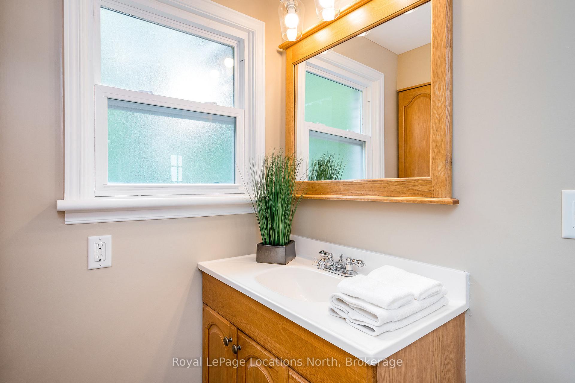Photo 41 of 25 St Clair Street, Collingwood — HOMEH
