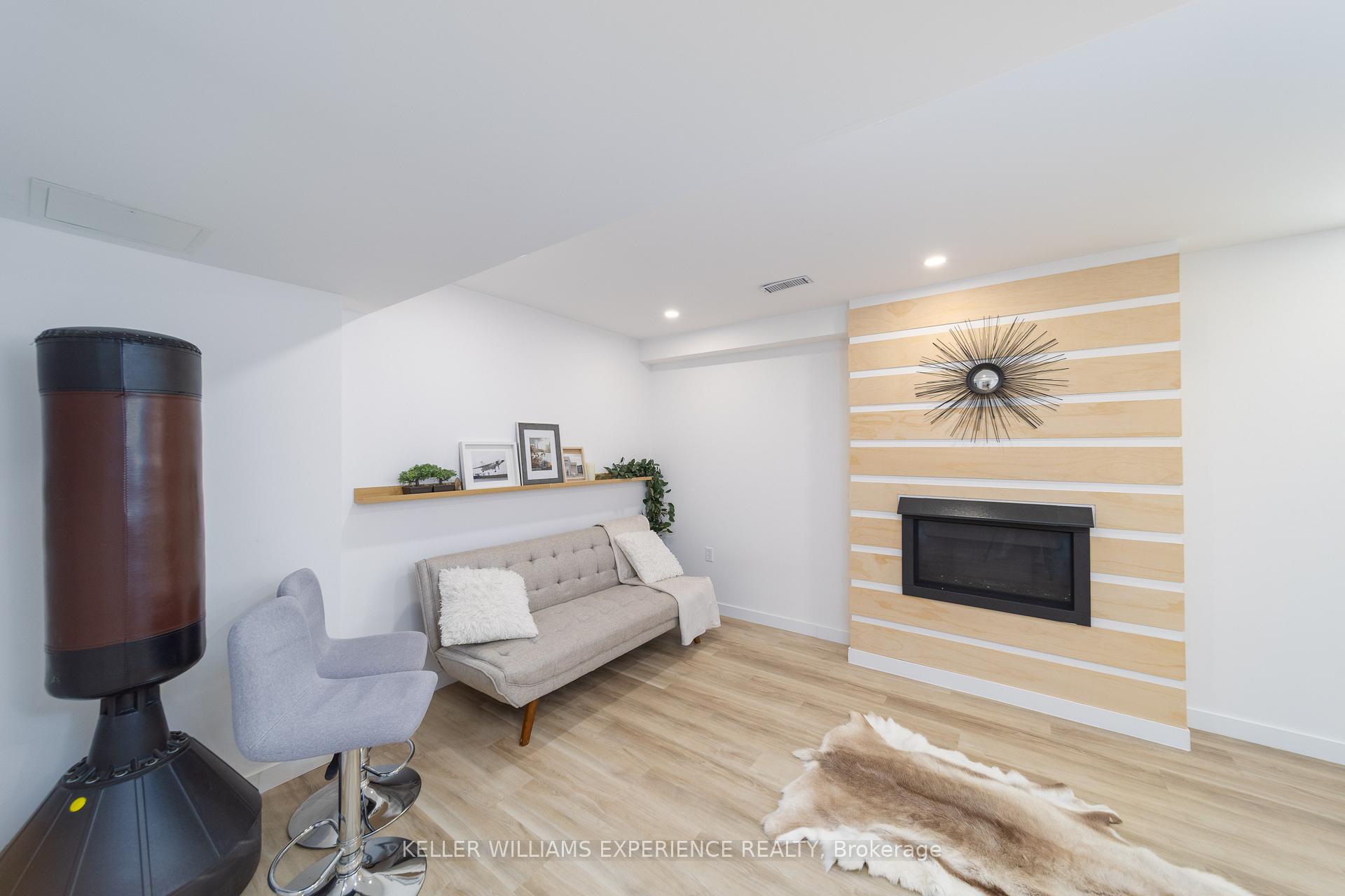 Photo 18 of 76 Mabern Street, Barrie, Rural Barrie Southwest — HOMEH