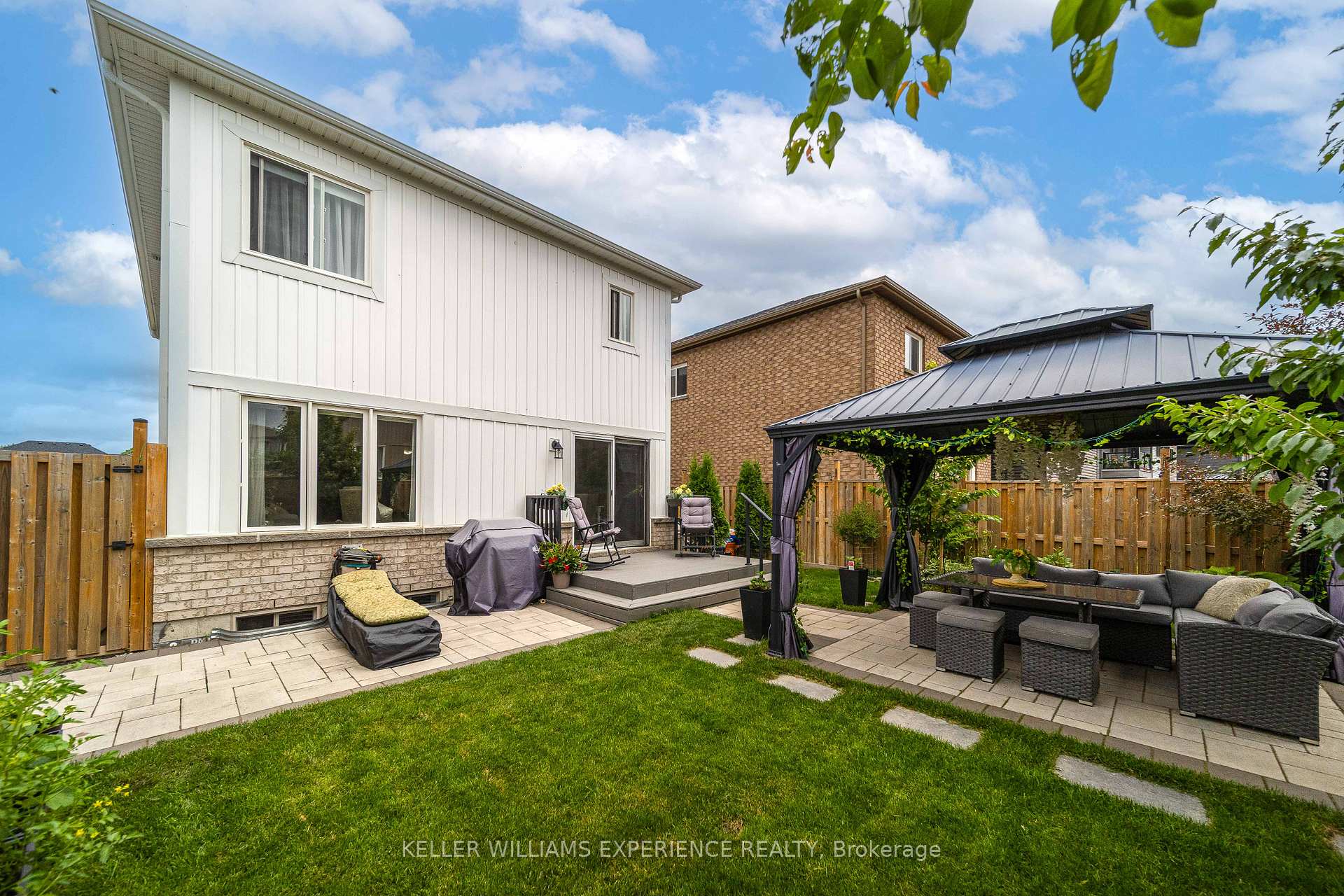 Photo 22 of 76 Mabern Street, Barrie, Rural Barrie Southwest — HOMEH