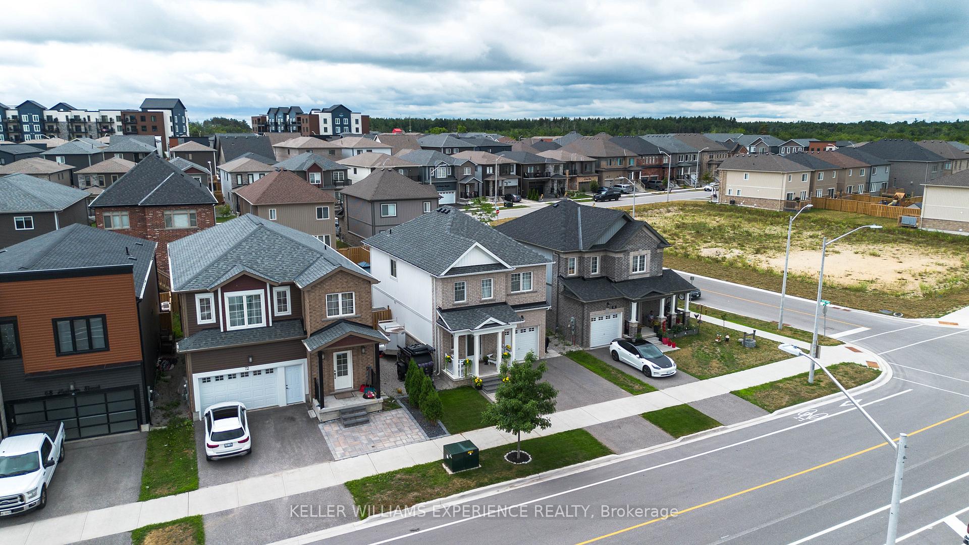 Photo 23 of 76 Mabern Street, Barrie, Rural Barrie Southwest — HOMEH