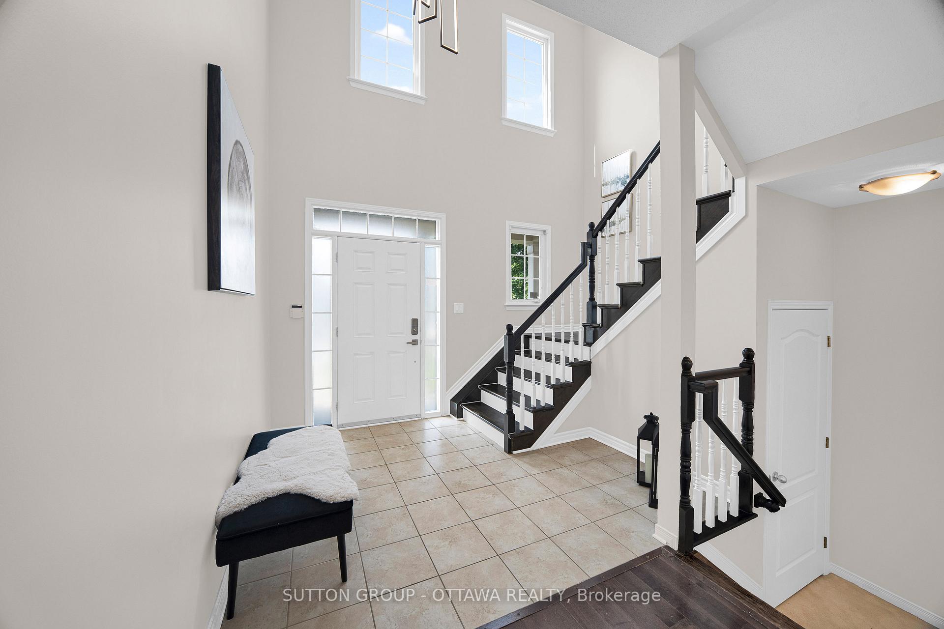 Photo 2 of 151 Windance Crescent, Ottawa, Kanata - Morgan's Grant/South March — HOMEH