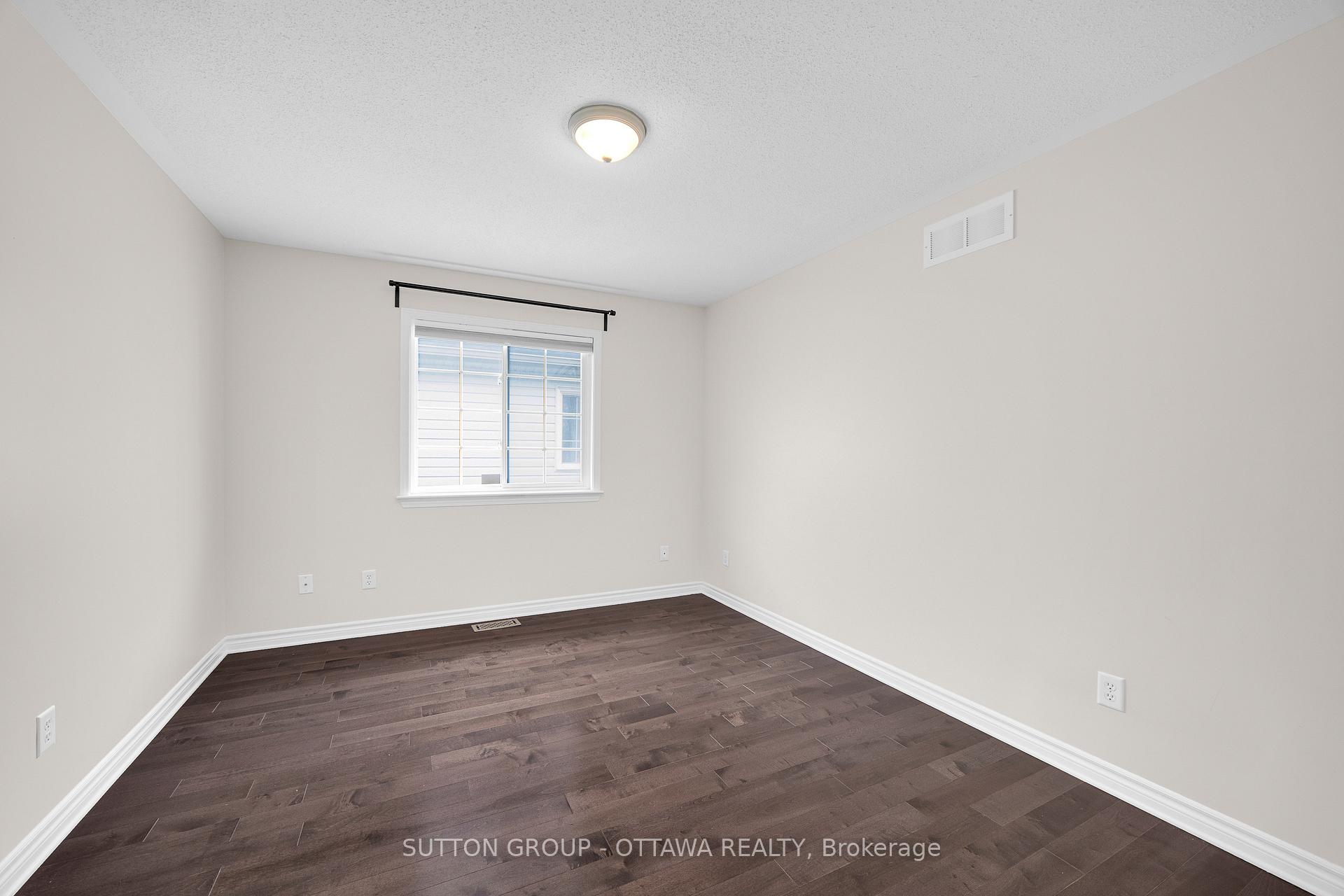 Photo 29 of 151 Windance Crescent, Ottawa, Kanata - Morgan's Grant/South March — HOMEH