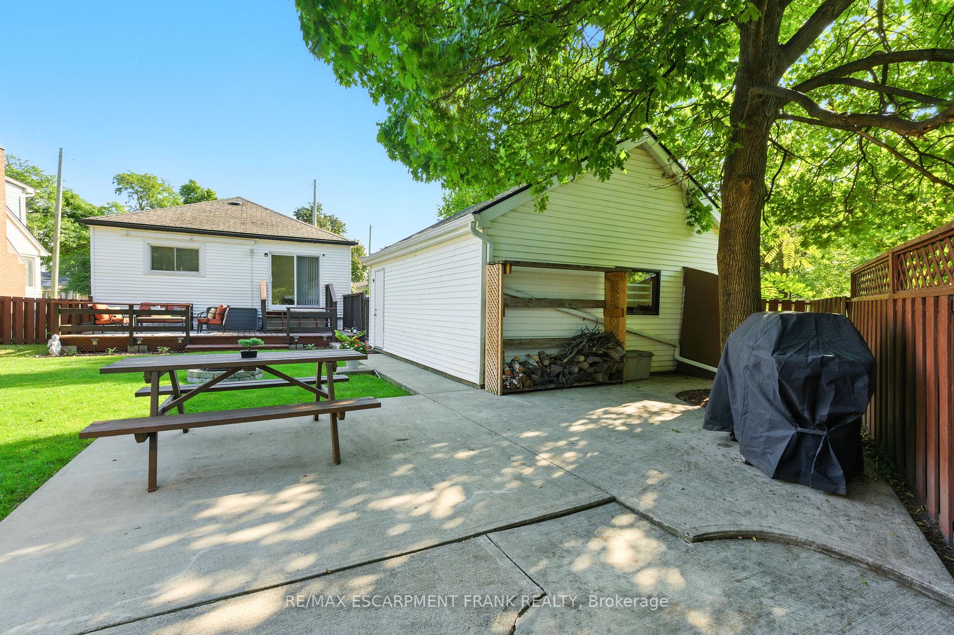 Photo 49 of 64 Vola Court, Hamilton, Centremount — HOMEH