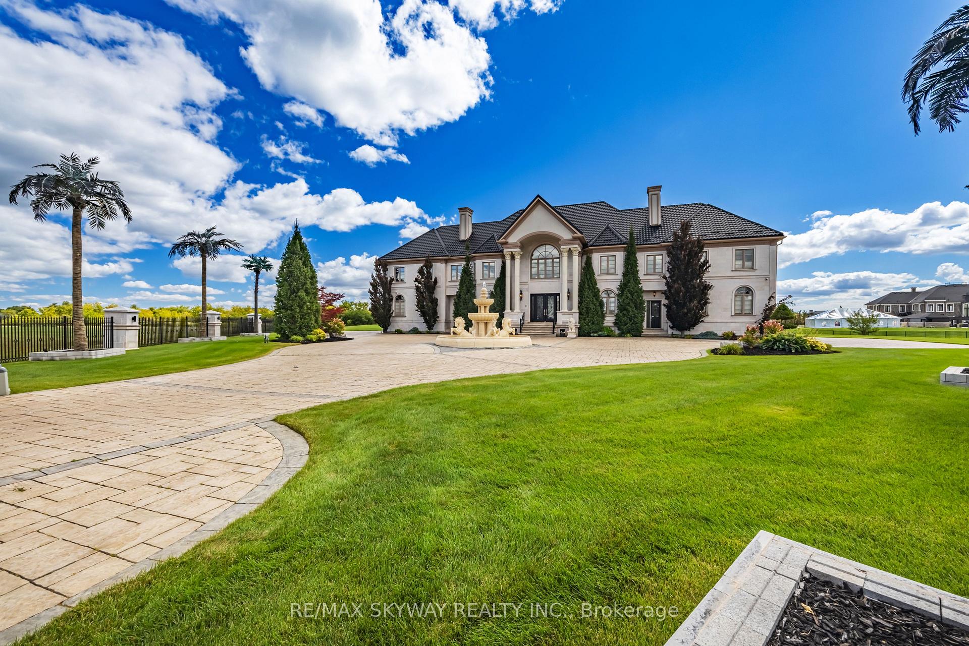 Photo 8 of 25 Everglade Drive, Brampton, Toronto Gore Rural Estate — HOMEH