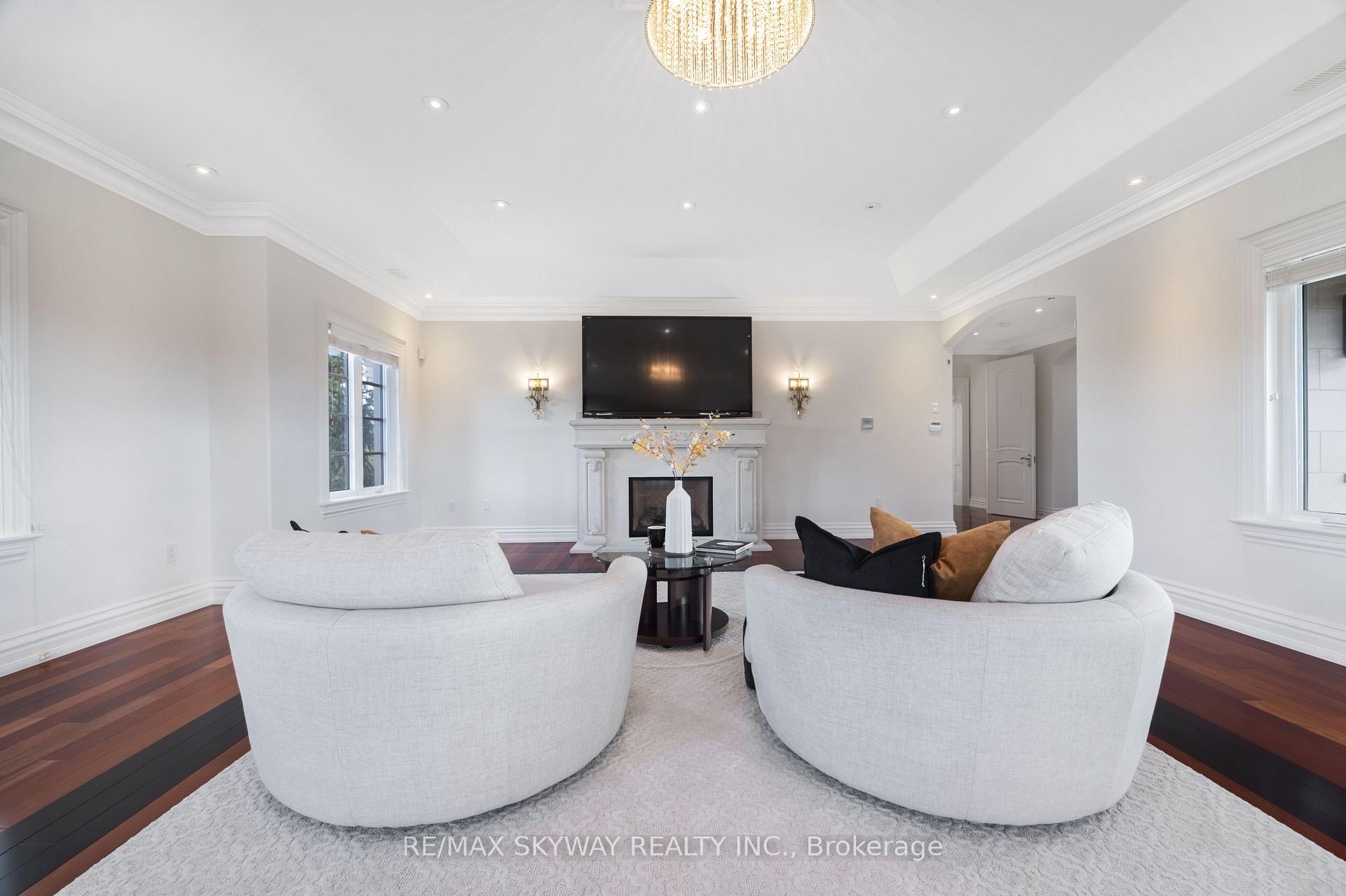 Photo 13 of 25 Everglade Drive, Brampton, Toronto Gore Rural Estate — HOMEH