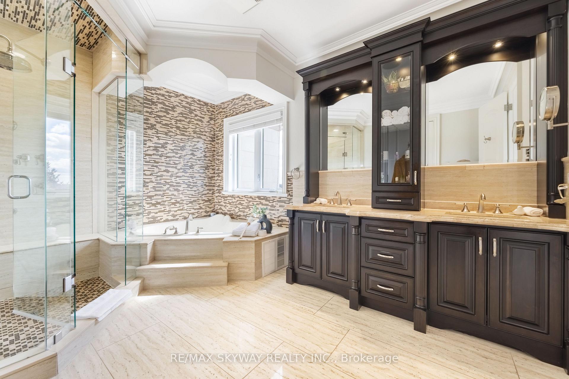 Photo 26 of 25 Everglade Drive, Brampton, Toronto Gore Rural Estate — HOMEH