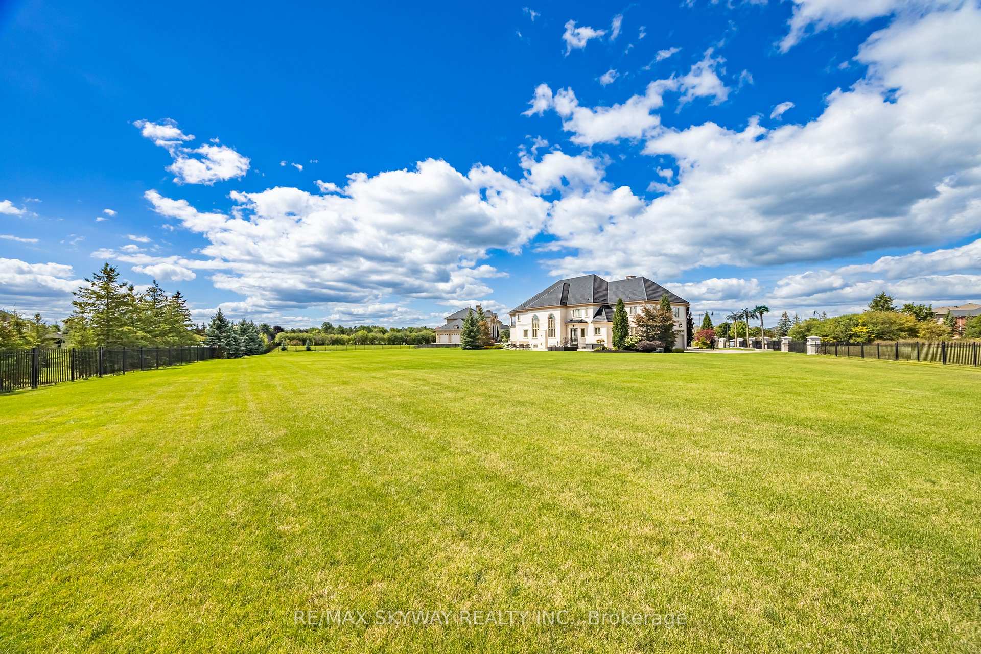 Photo 50 of 25 Everglade Drive, Brampton, Toronto Gore Rural Estate — HOMEH