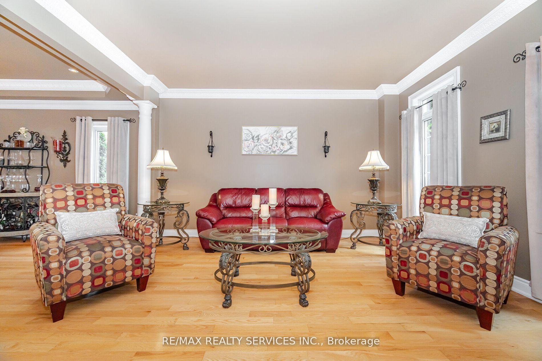 Photo 8 of 6 Hugo Road, Brampton, Vales of Castlemore North — HOMEH