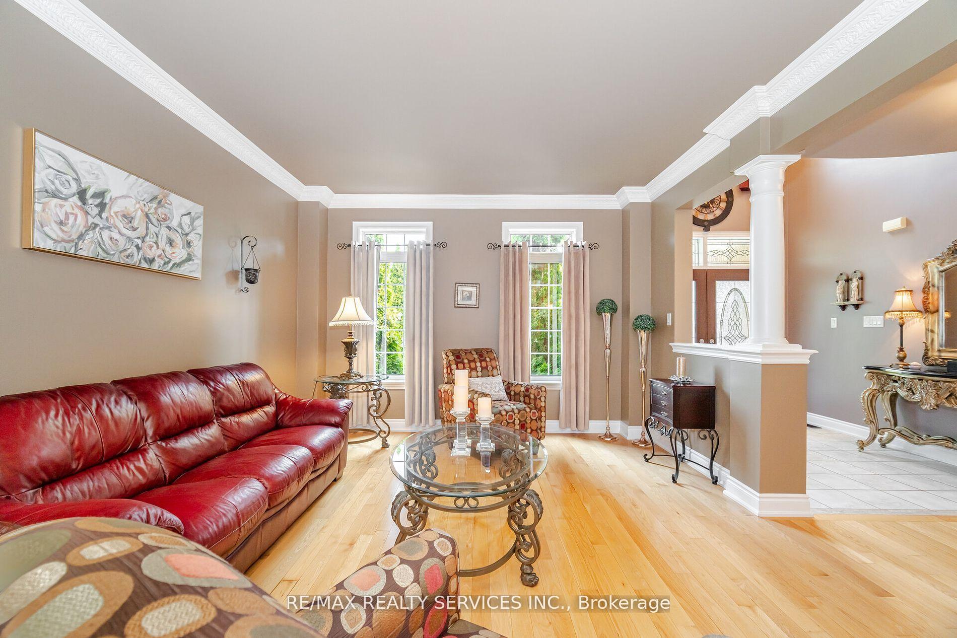 Photo 4 of 6 Hugo Road, Brampton, Vales of Castlemore North — HOMEH