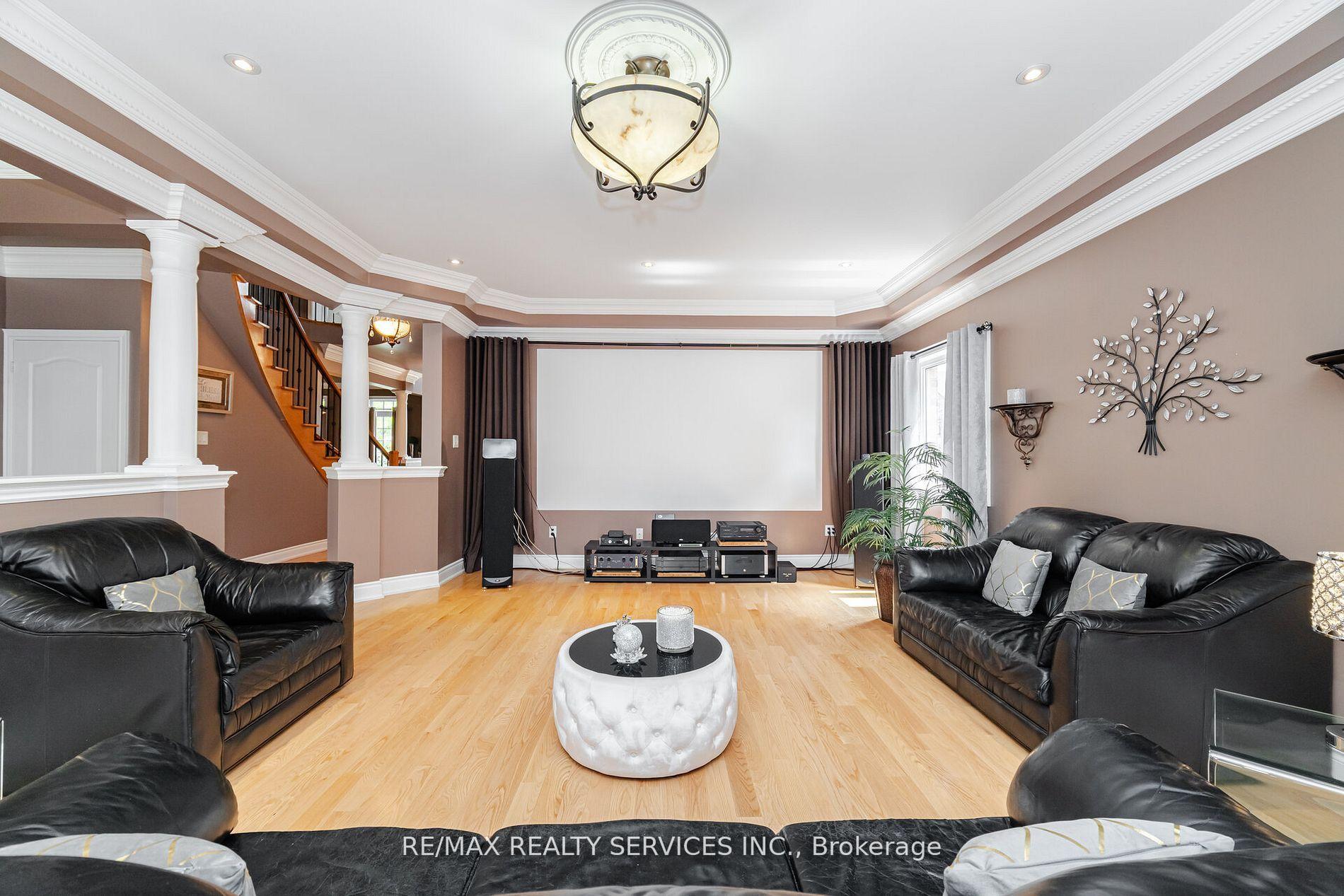 Photo 19 of 6 Hugo Road, Brampton, Vales of Castlemore North — HOMEH