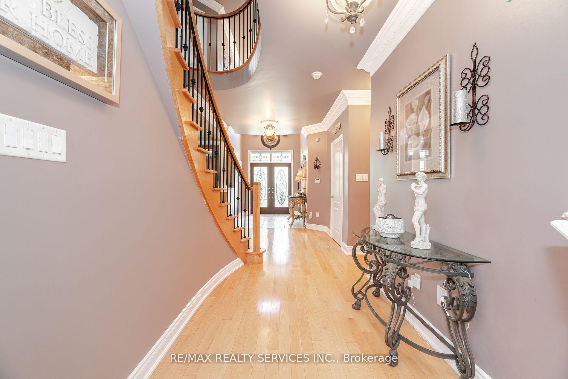 Photo 17 of 6 Hugo Road, Brampton, Vales of Castlemore North — HOMEH