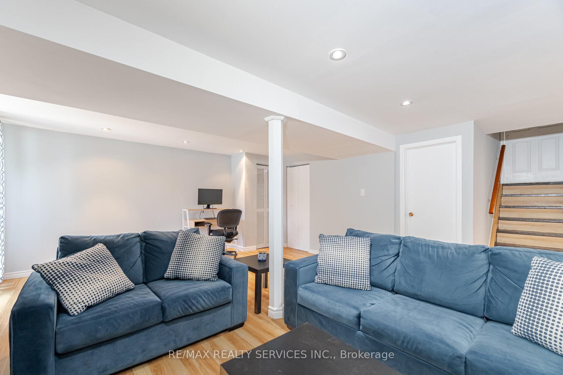 Photo 45 of 10 Gatewood Drive, Brampton, Northgate — HOMEH