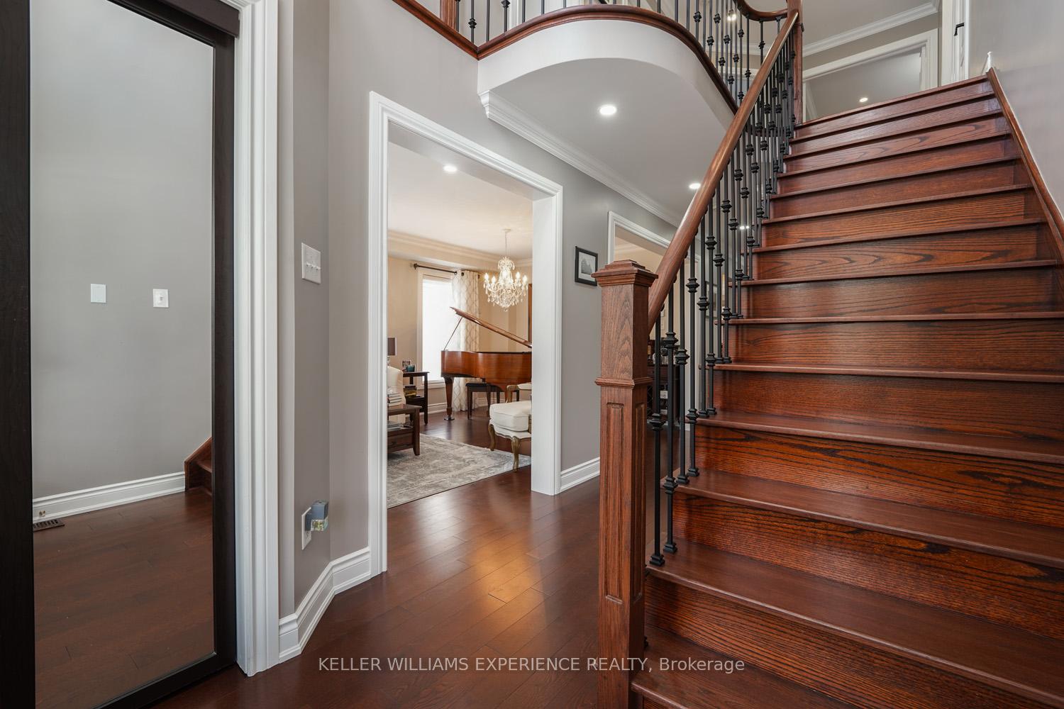 Photo 32 of 91 succession Crescent, Barrie, Innis-Shore — HOMEH