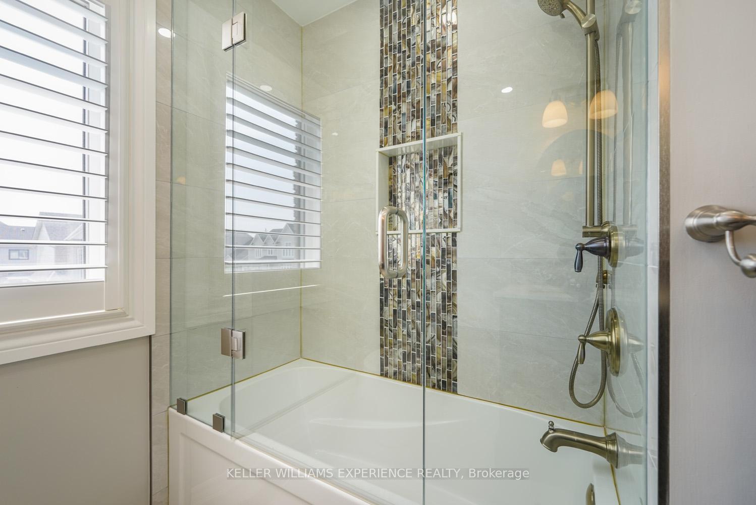 Photo 18 of 91 succession Crescent, Barrie, Innis-Shore — HOMEH