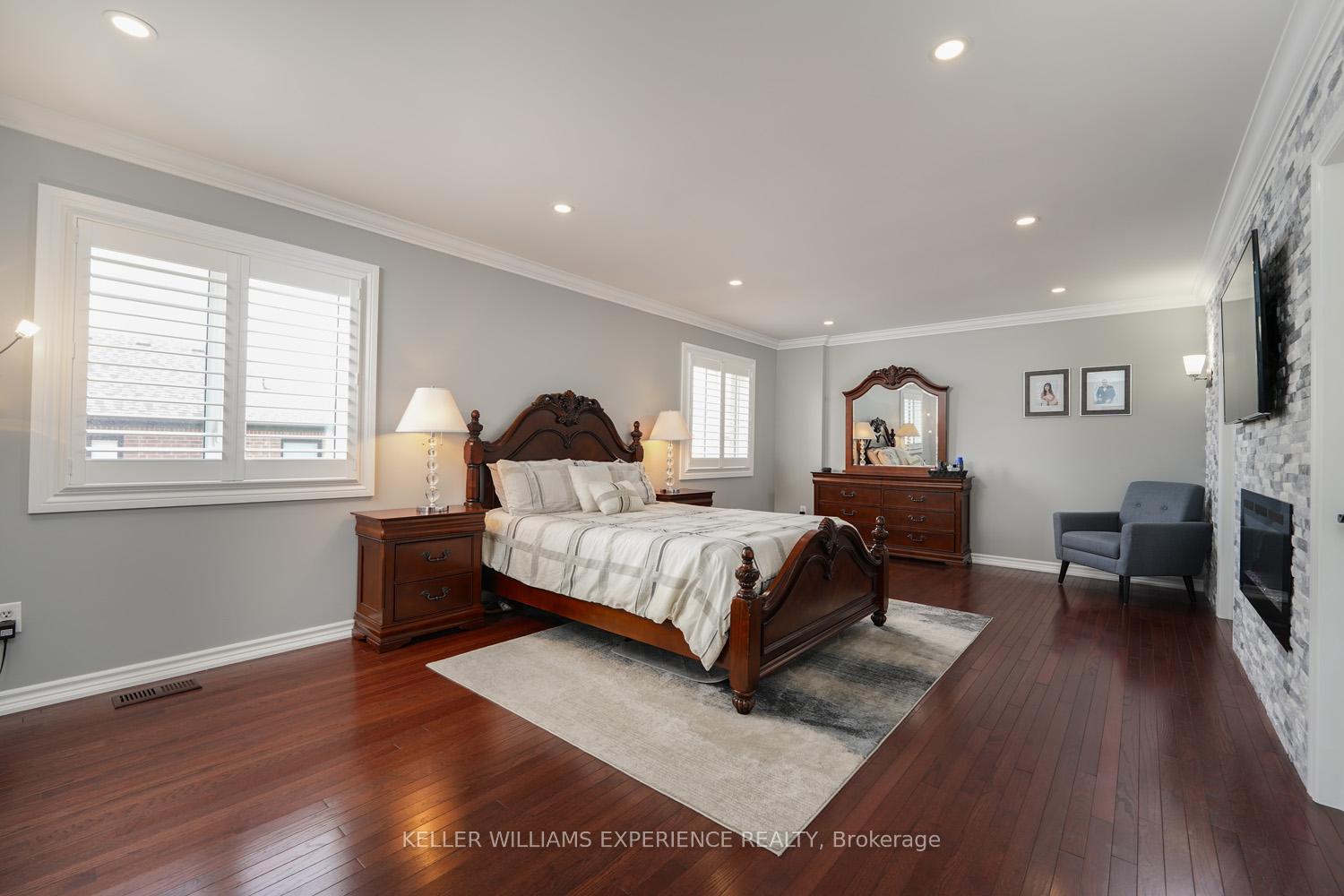 Photo 23 of 91 succession Crescent, Barrie, Innis-Shore — HOMEH