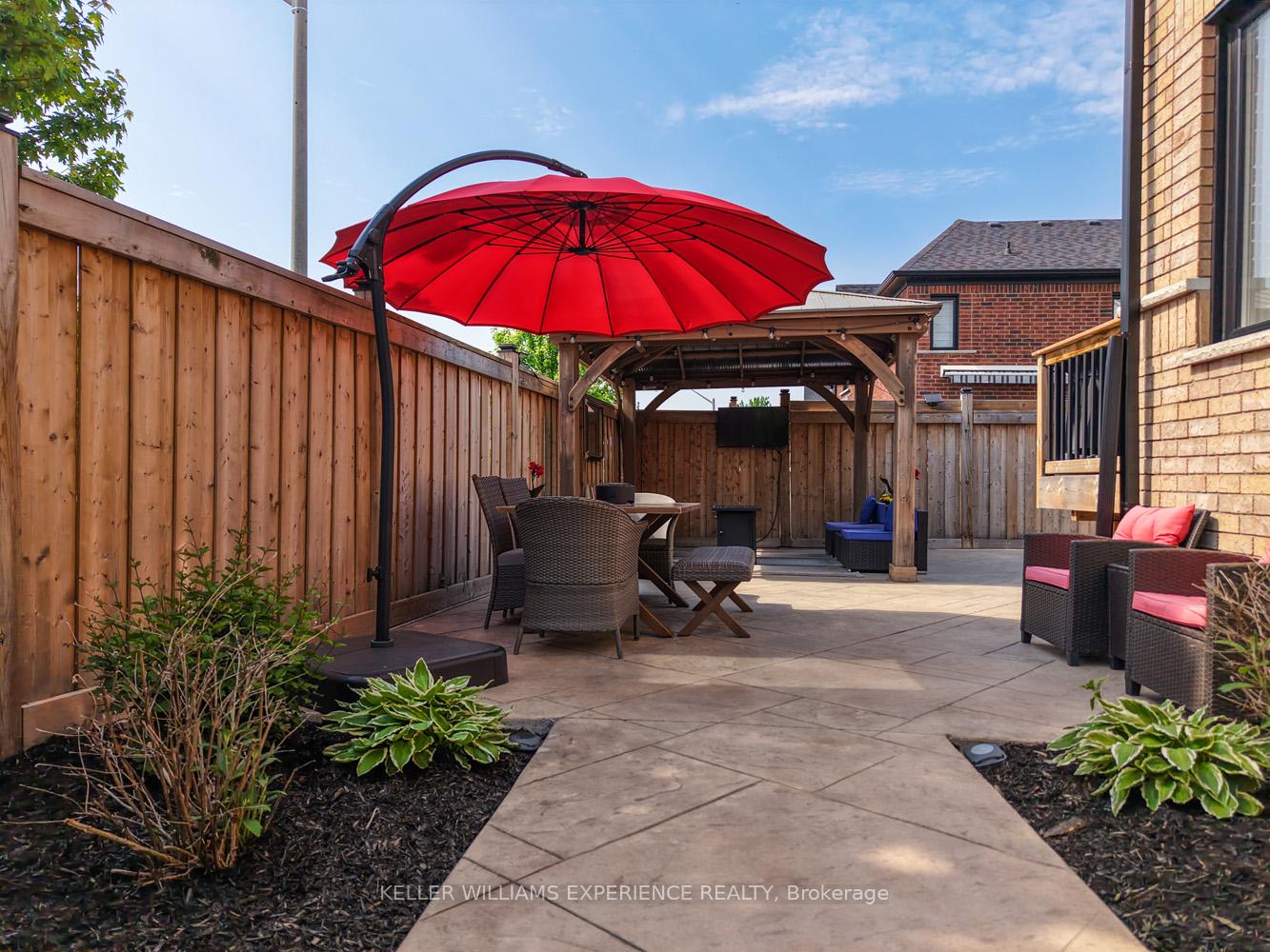 Photo 43 of 91 succession Crescent, Barrie, Innis-Shore — HOMEH