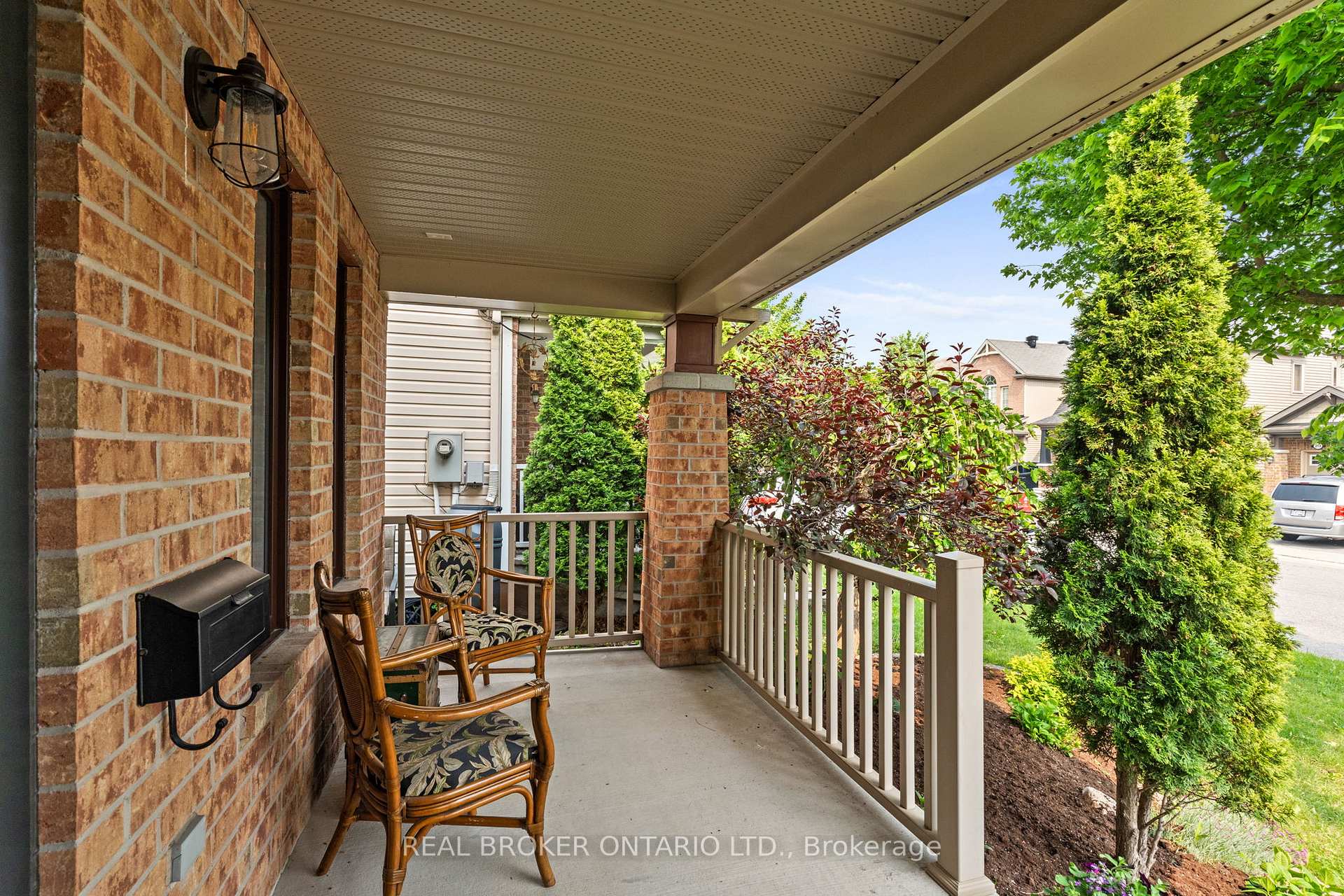 Photo 4 of 214 Mistral Way, Ottawa, Stittsville (North) — HOMEH