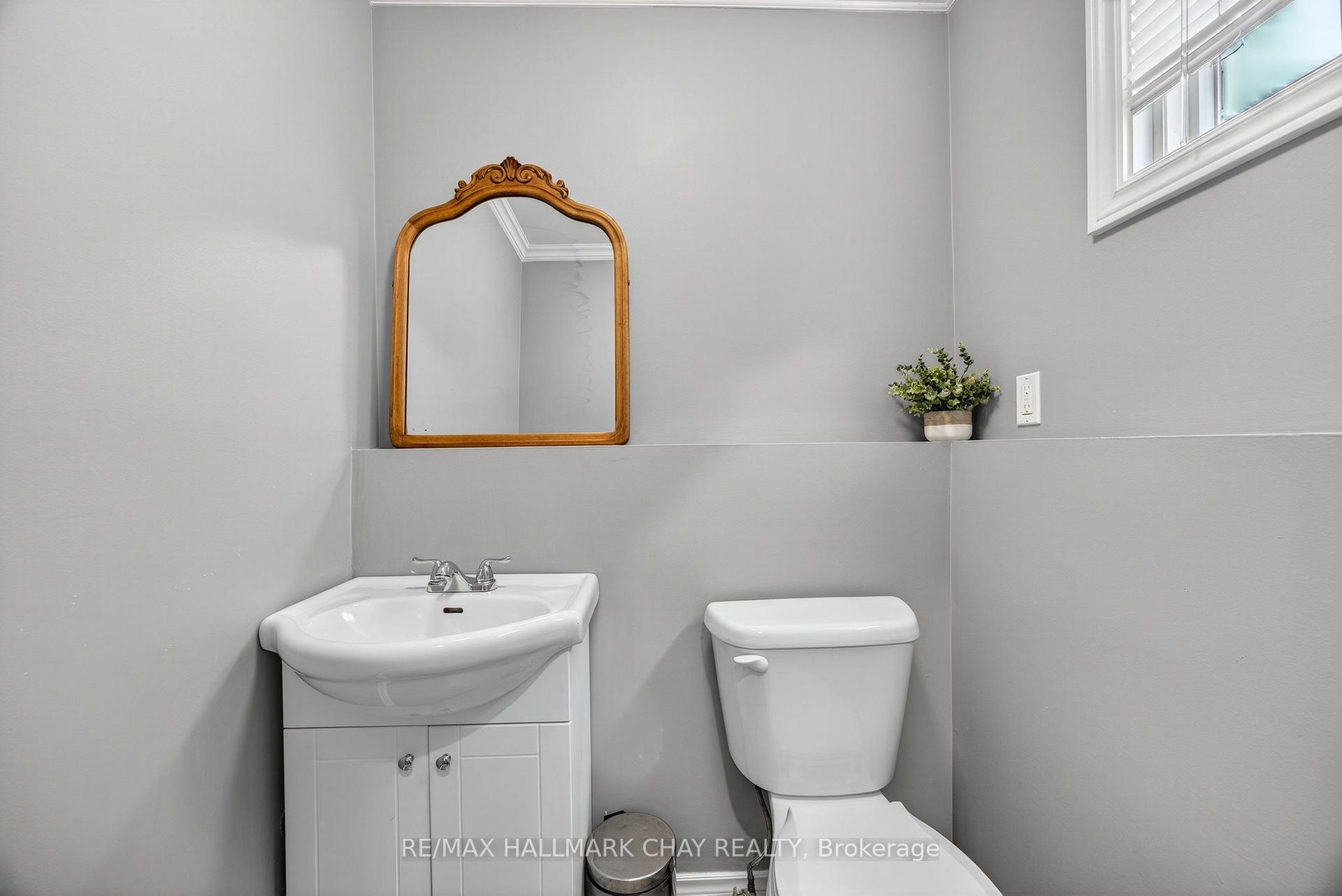 Photo 9 of 9 Gosney Crescent, Barrie, Painswick North — HOMEH