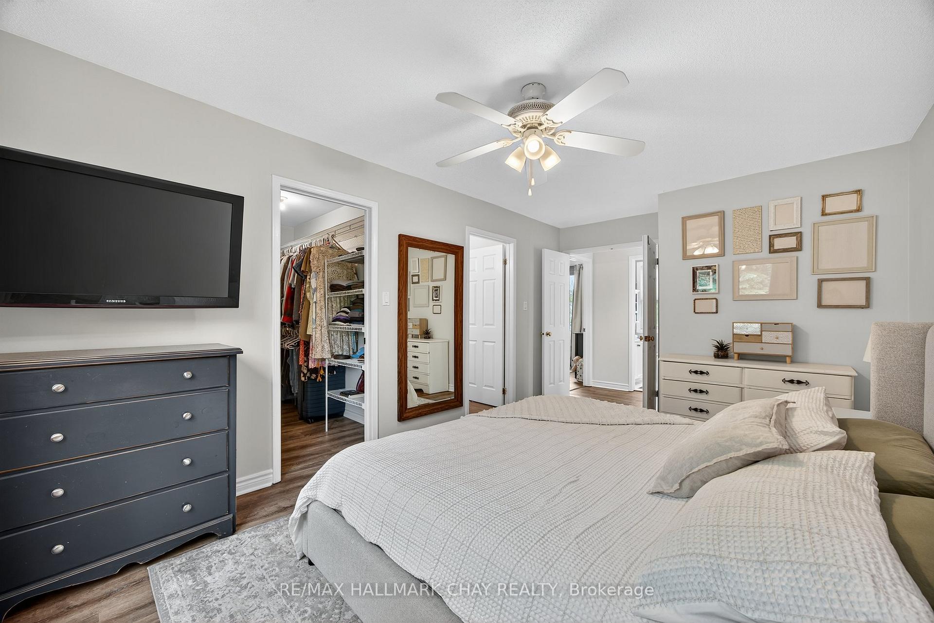 Photo 13 of 9 Gosney Crescent, Barrie, Painswick North — HOMEH