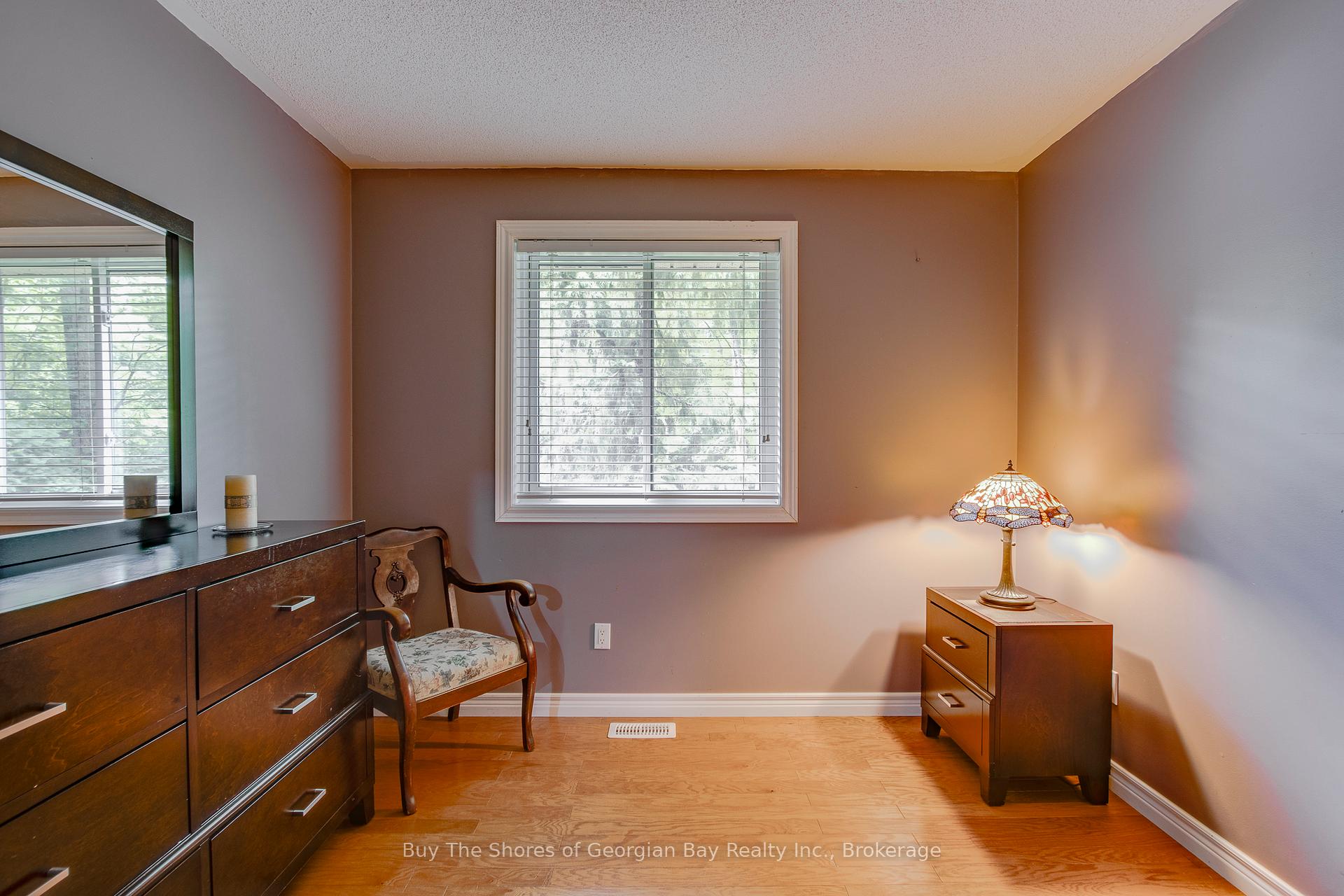 Photo 29 of 34 Pineshore Crescent E, Tiny, Rural Tiny — HOMEH