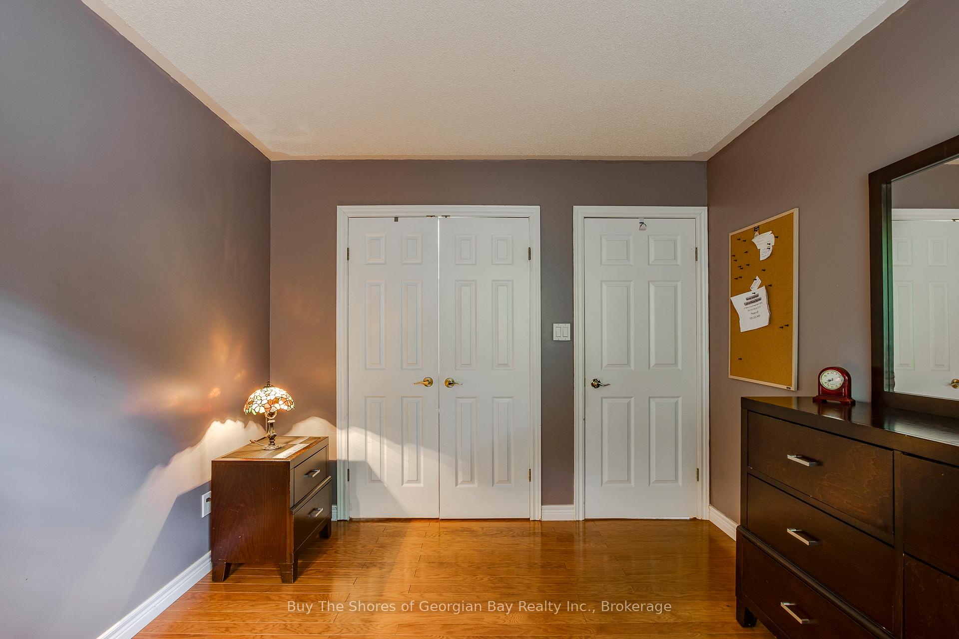 Photo 20 of 34 Pineshore Crescent E, Tiny, Rural Tiny — HOMEH