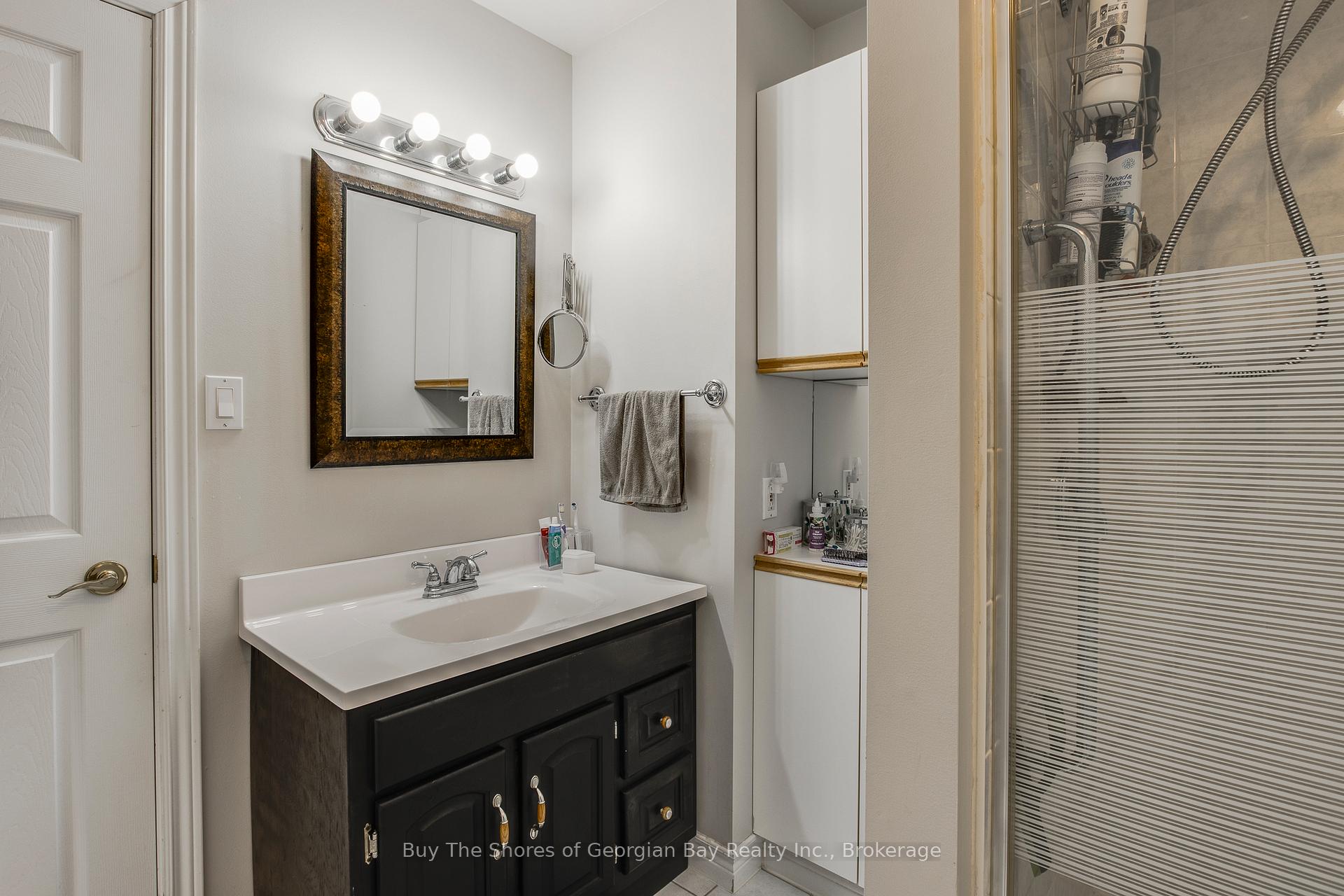 Photo 17 of 34 Pineshore Crescent E, Tiny, Rural Tiny — HOMEH