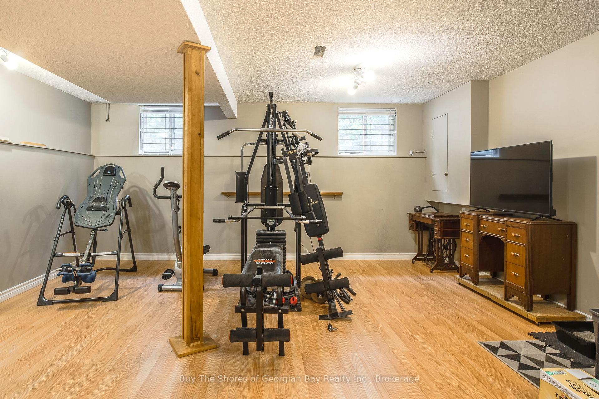 Photo 22 of 34 Pineshore Crescent E, Tiny, Rural Tiny — HOMEH