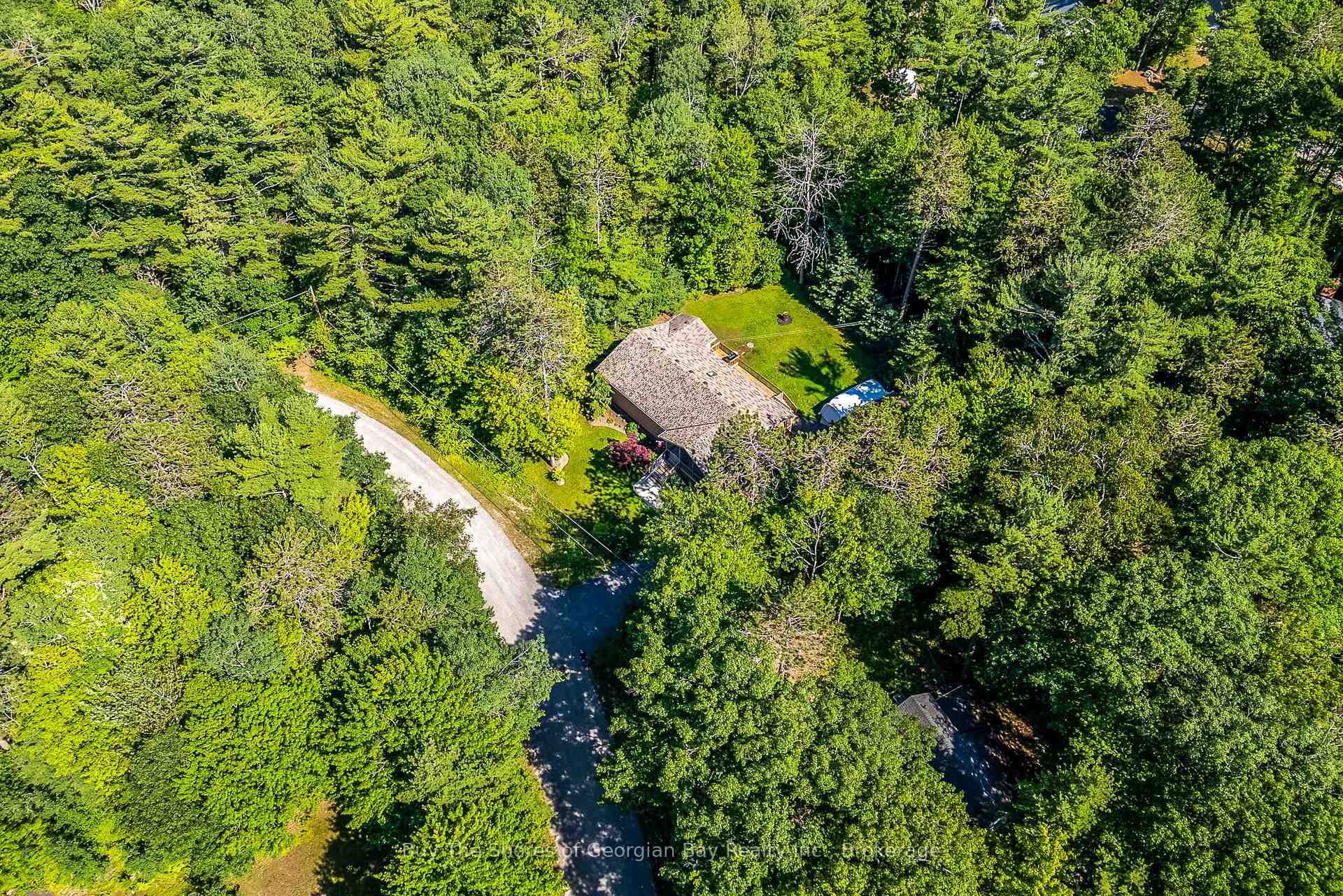 Photo 40 of 34 Pineshore Crescent E, Tiny, Rural Tiny — HOMEH