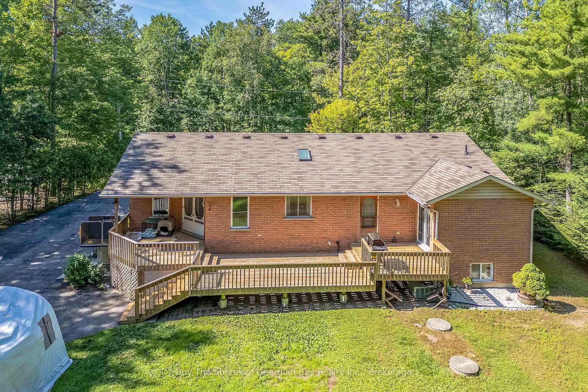 Photo 41 of 34 Pineshore Crescent E, Tiny, Rural Tiny — HOMEH