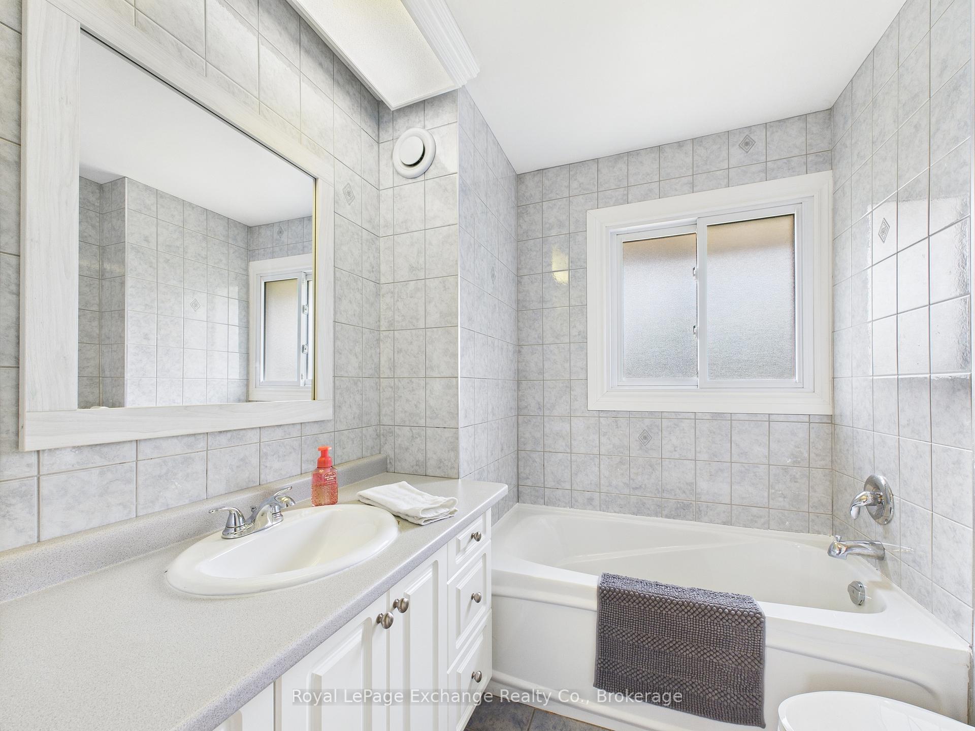Photo 23 of 176 Diagonal Road, North Huron, Wingham — HOMEH