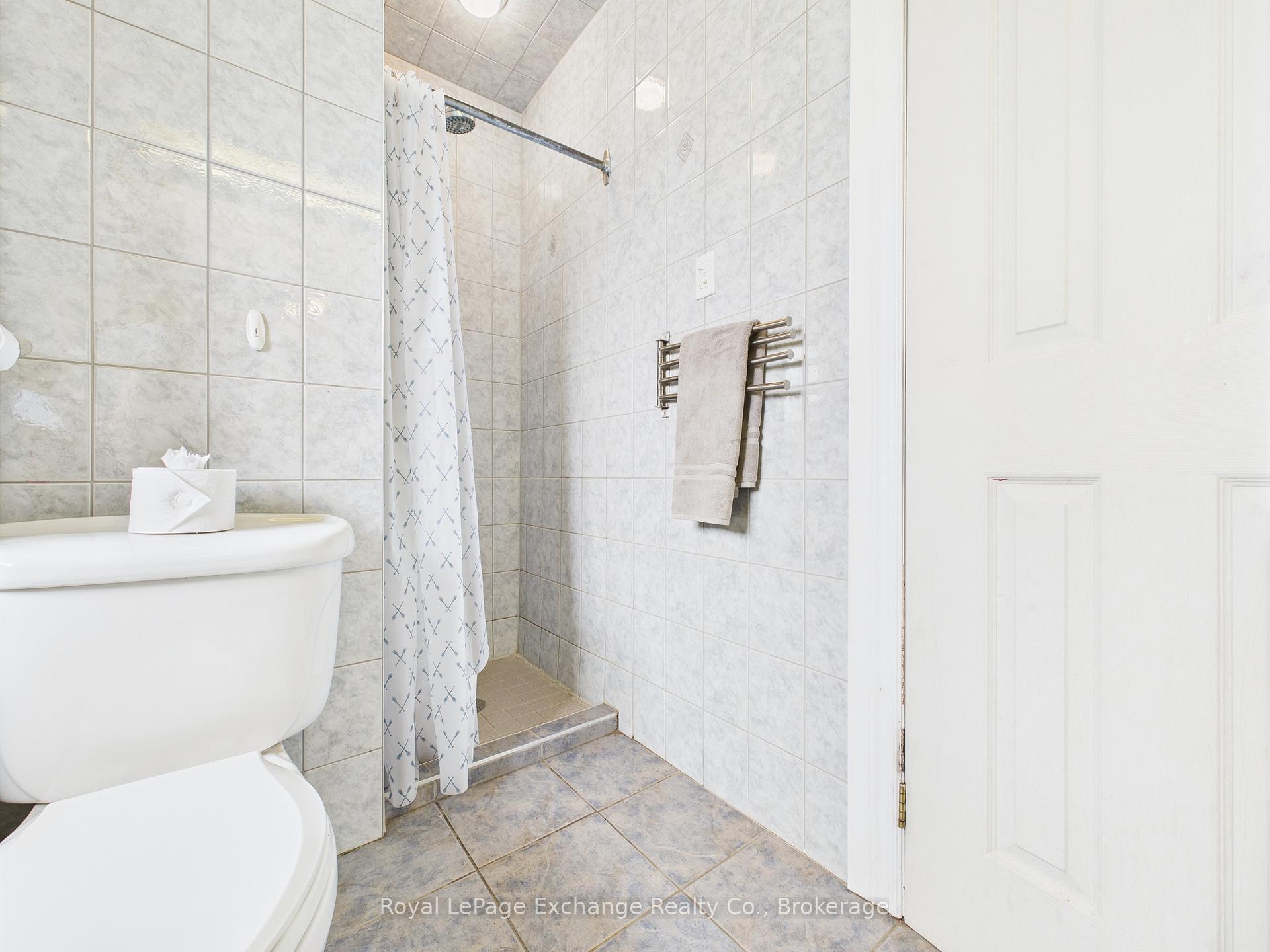 Photo 20 of 176 Diagonal Road, North Huron, Wingham — HOMEH