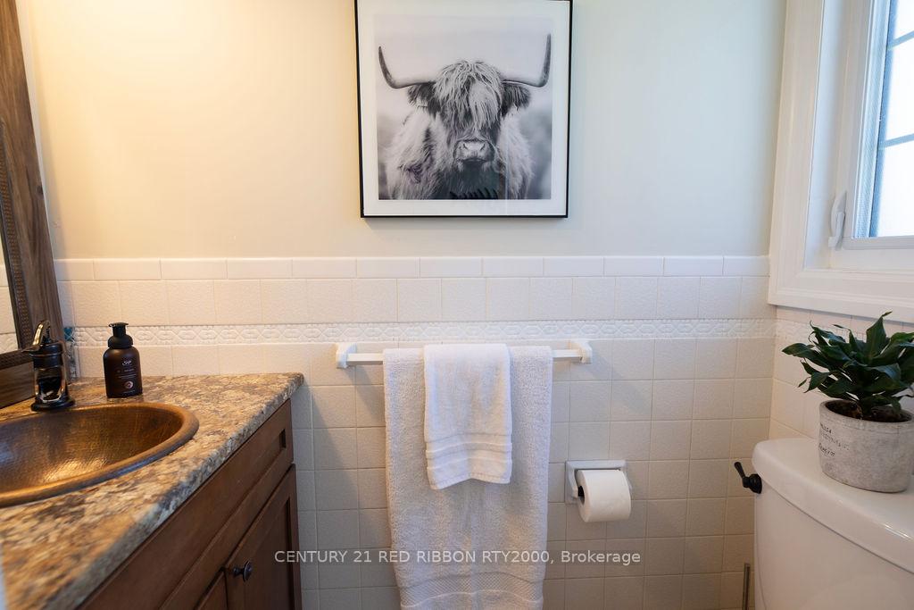 Photo 32 of 218 Riverview Drive, Strathroy-Caradoc, NE — HOMEH