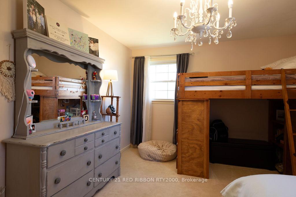 Photo 43 of 218 Riverview Drive, Strathroy-Caradoc, NE — HOMEH