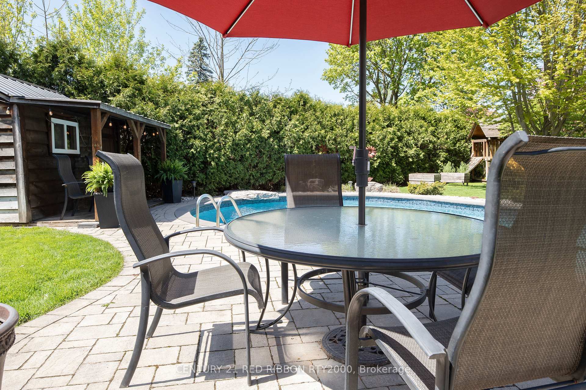 Photo 38 of 218 Riverview Drive, Strathroy-Caradoc, NE — HOMEH