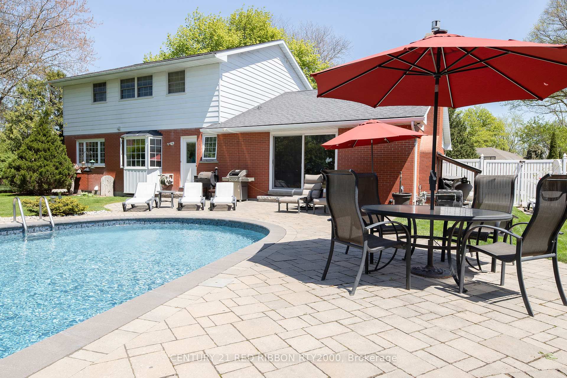 Photo 34 of 218 Riverview Drive, Strathroy-Caradoc, NE — HOMEH