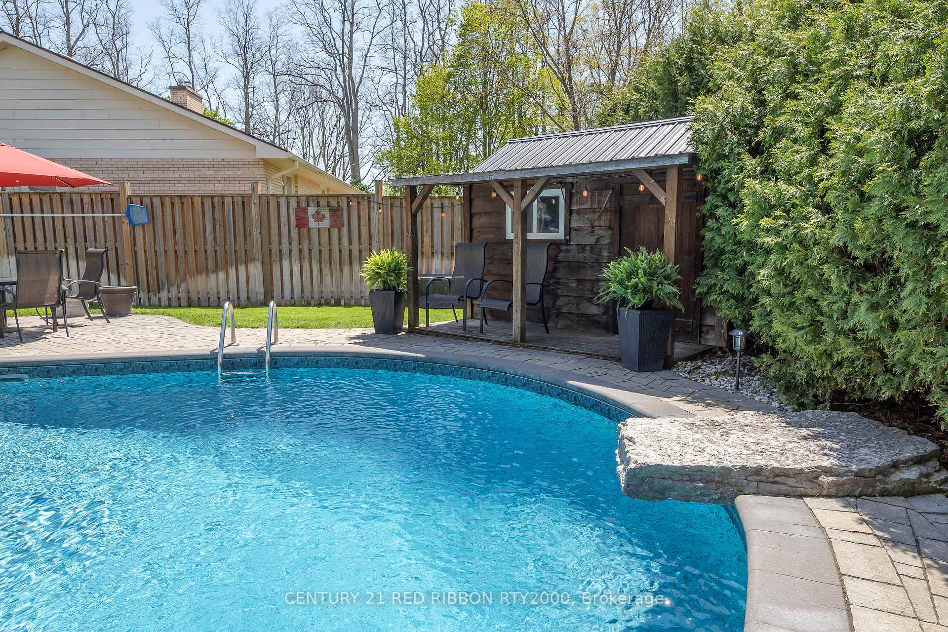 Photo 46 of 218 Riverview Drive, Strathroy-Caradoc, NE — HOMEH