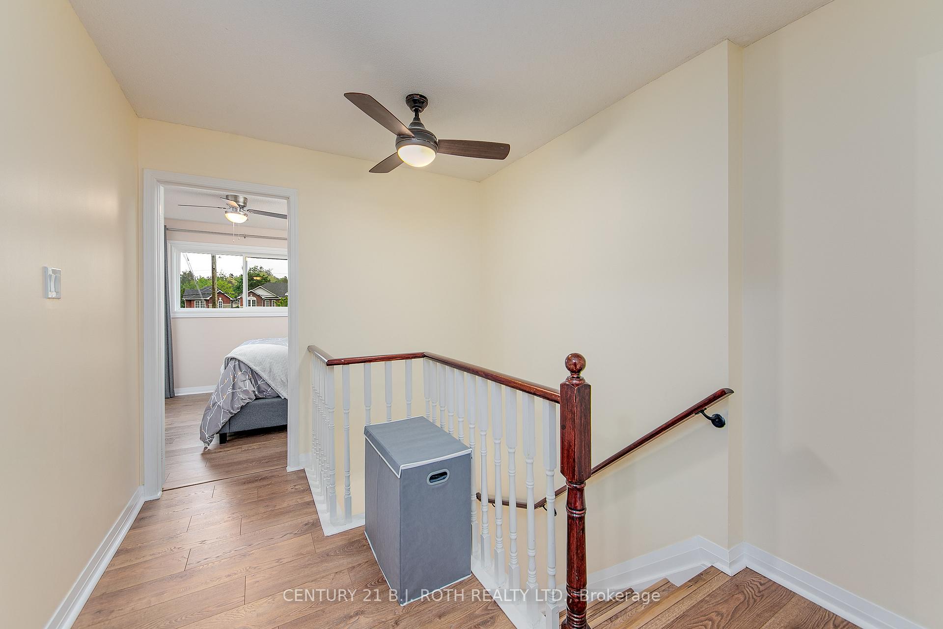Photo 16 of 93 Hawthorne Crescent, Barrie, Ardagh — HOMEH