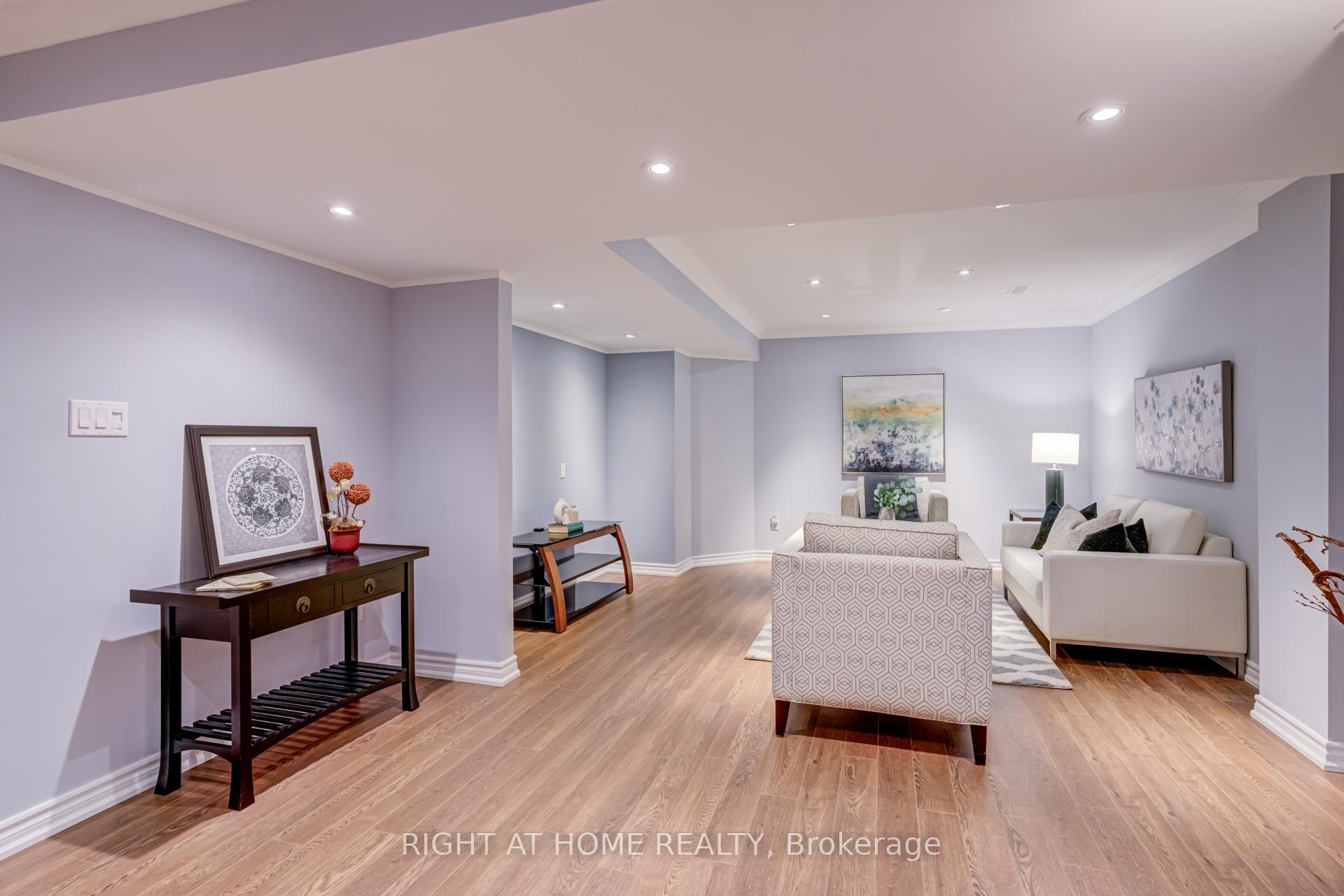 Photo 39 of 26 Greencroft Crescent, Markham, Unionville — HOMEH