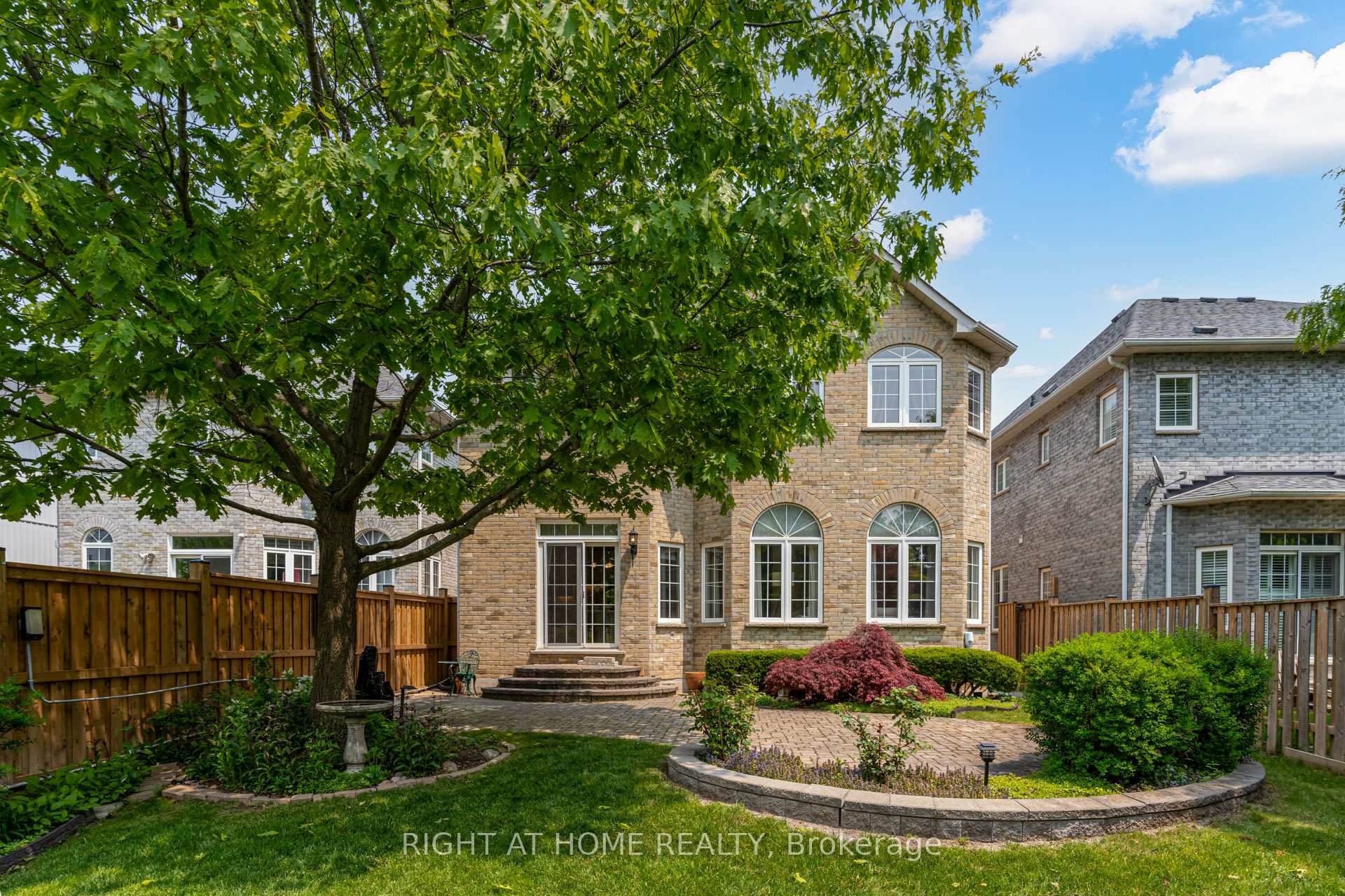 Photo 46 of 26 Greencroft Crescent, Markham, Unionville — HOMEH