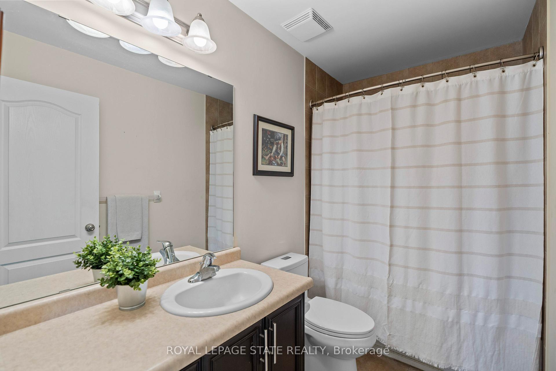 Photo 30 of 27 Marina Point Crescent, Hamilton, Stoney Creek — HOMEH