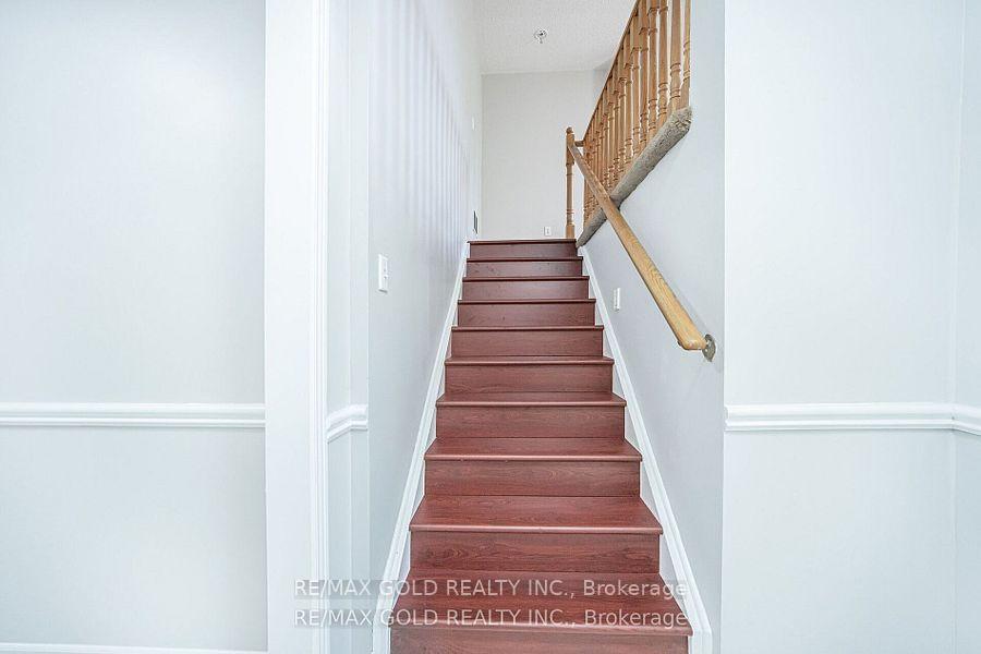 Photo 7 of 170 Desert Sand Drive, Brampton, Sandringham-Wellington — HOMEH
